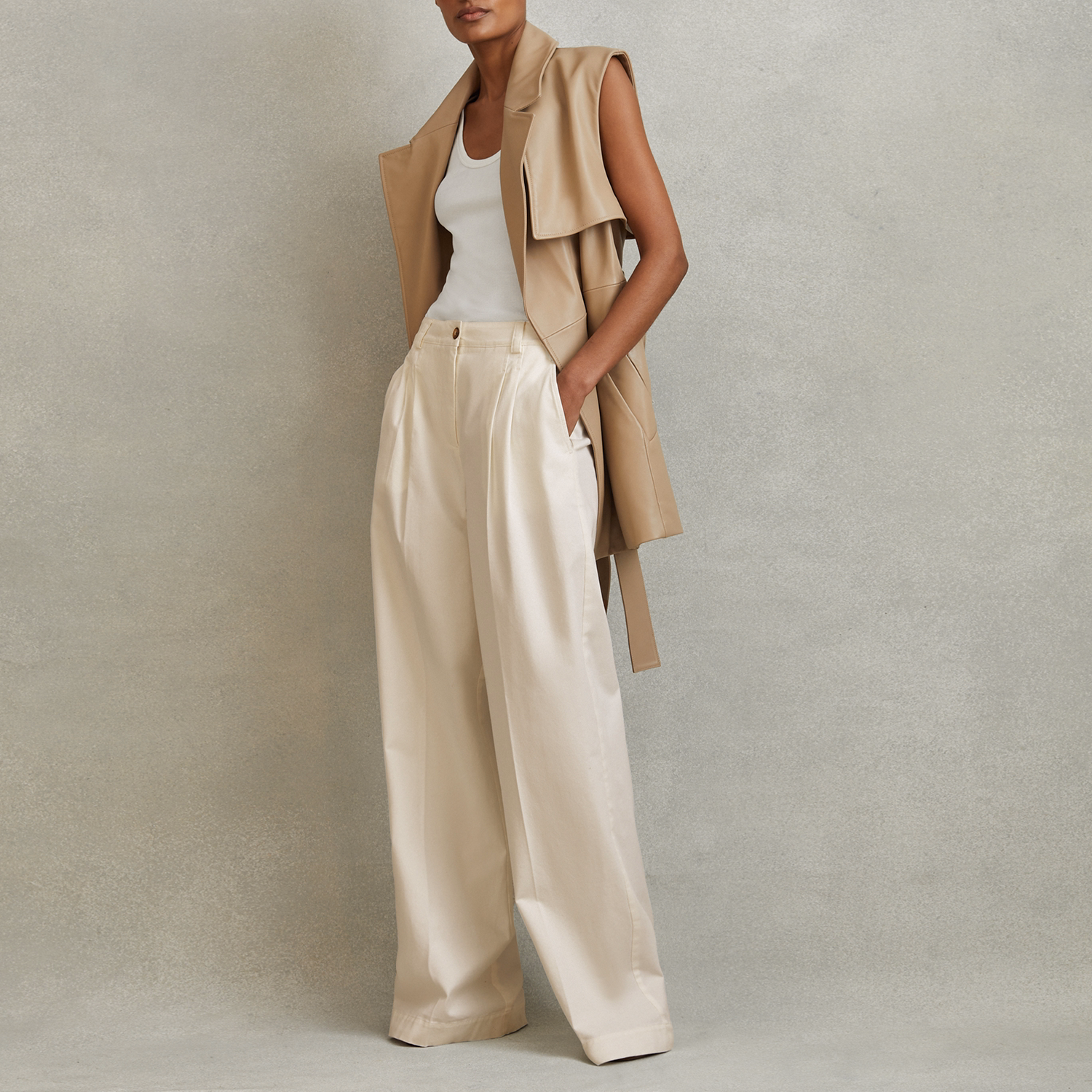 Astrid Wide-Leg Trousers