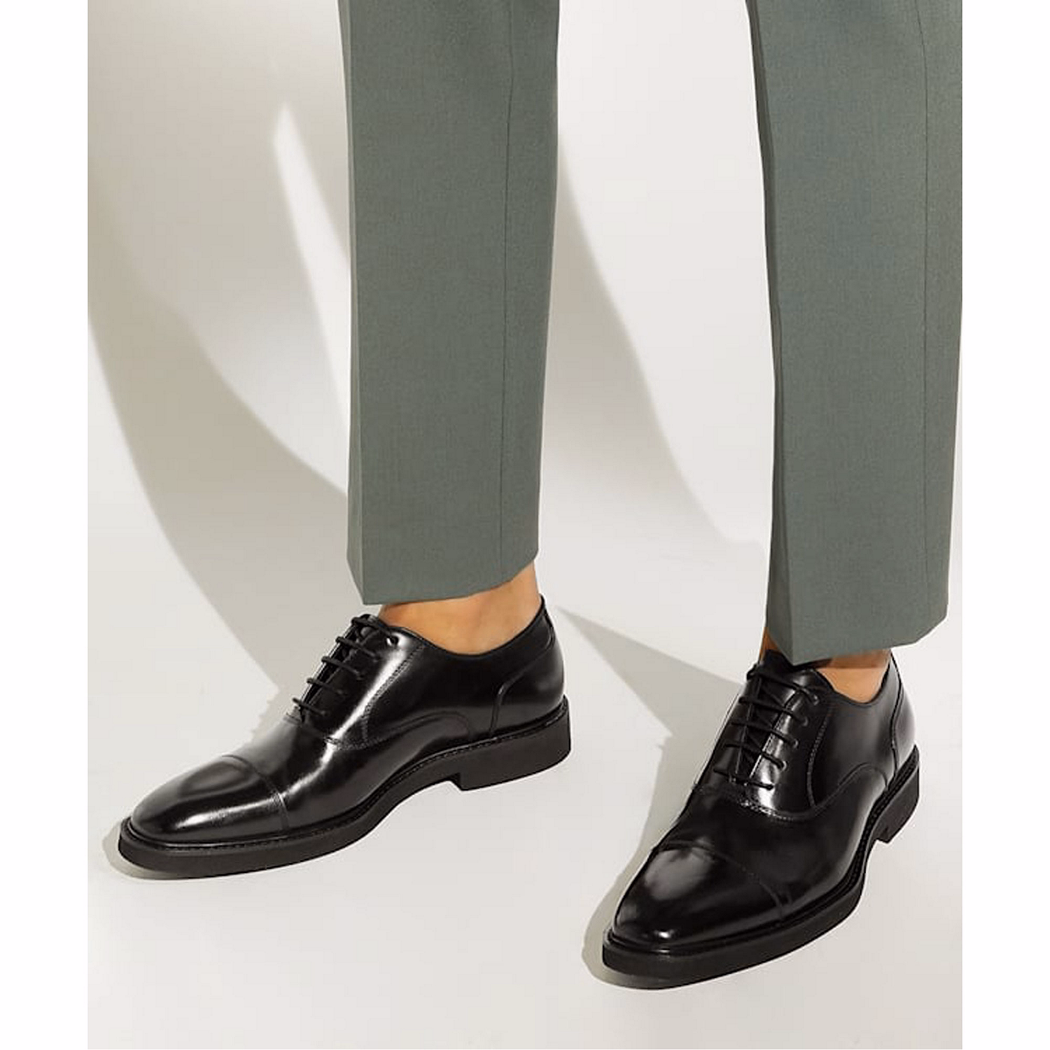 Shiloh Leather Lace-Up Oxford Shoes