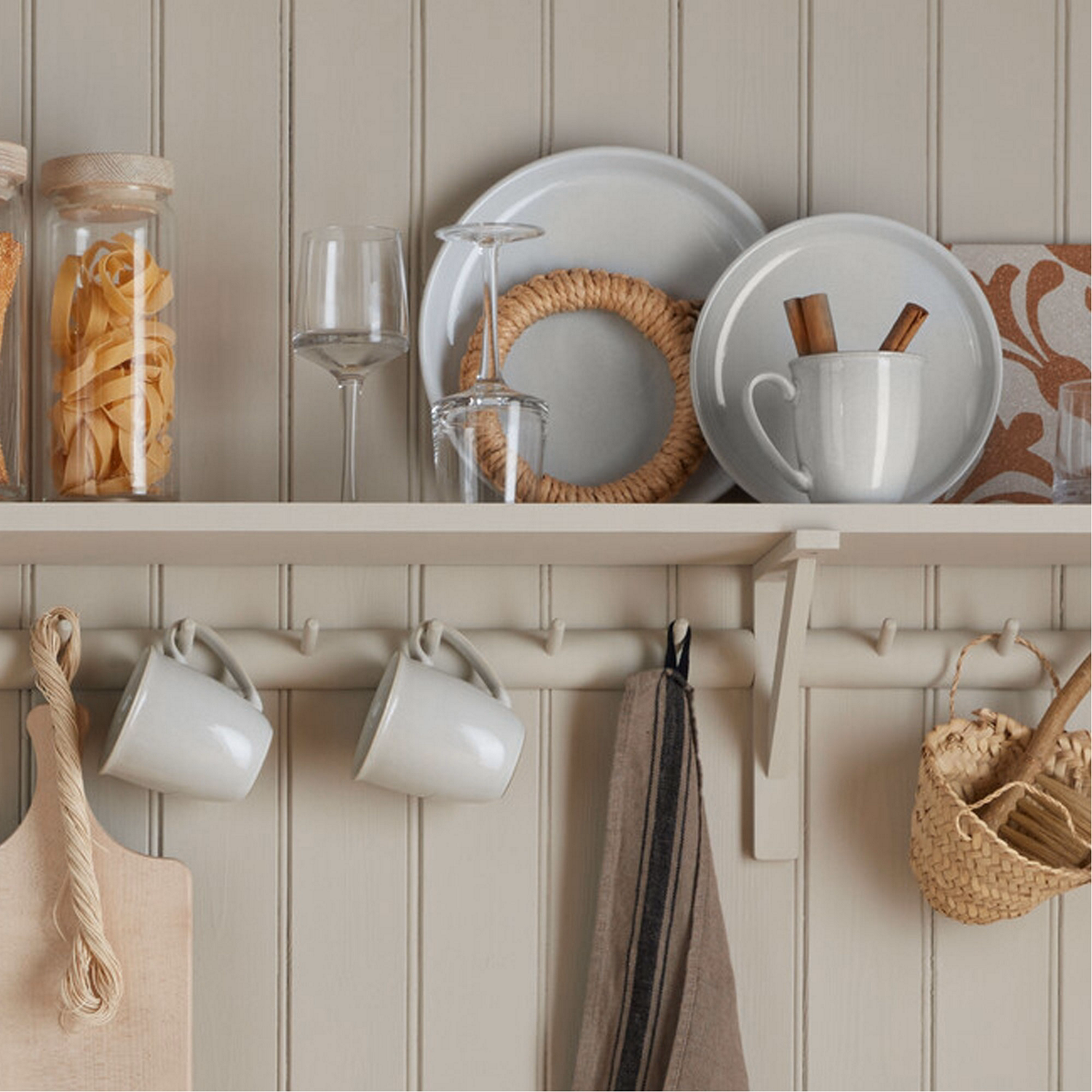 Elements Stone White Set of Four Mugs