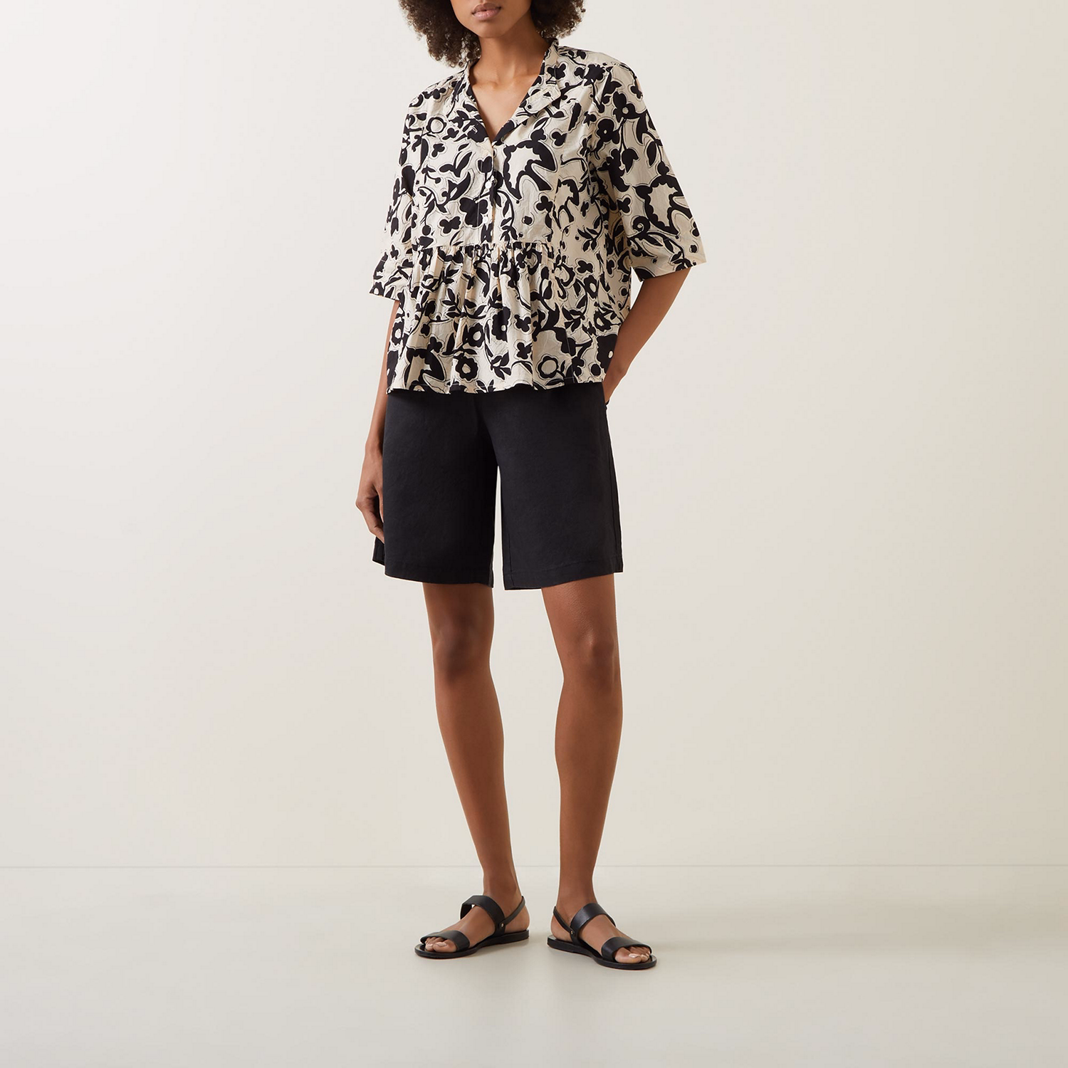 Dakotai Two-Tone Floral Cropped Shirt
