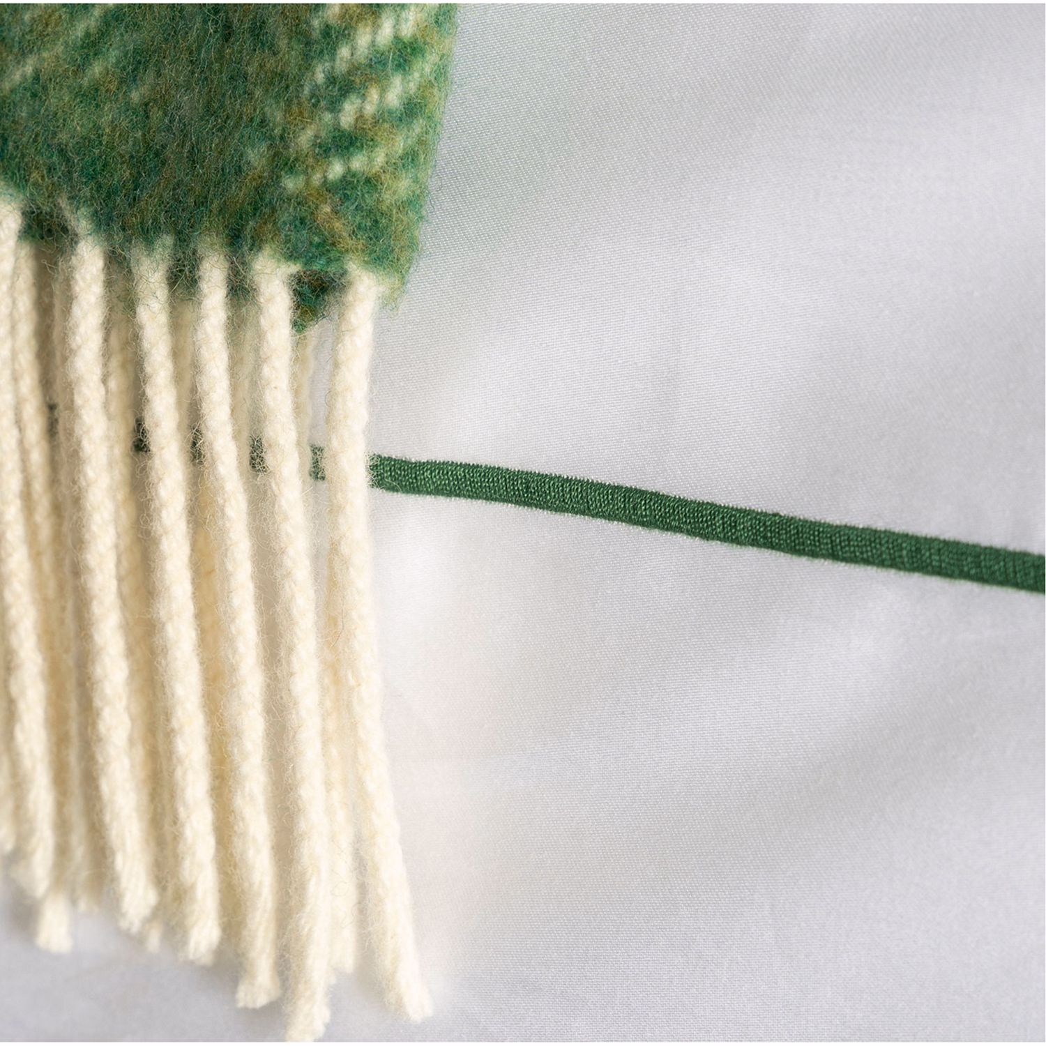 Zest Housewife Pillowcase Pair