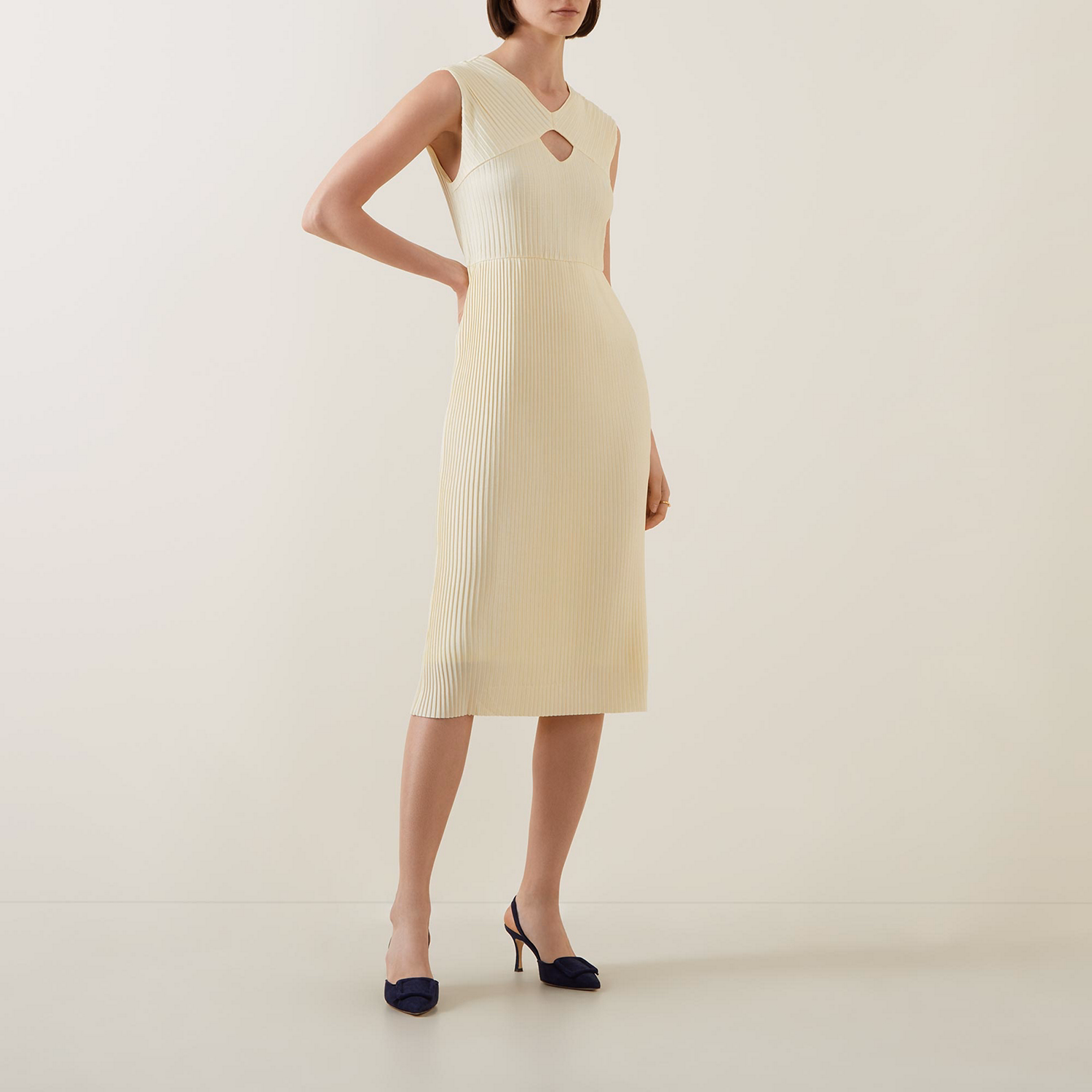 Exoa Pleated Pencil Dress