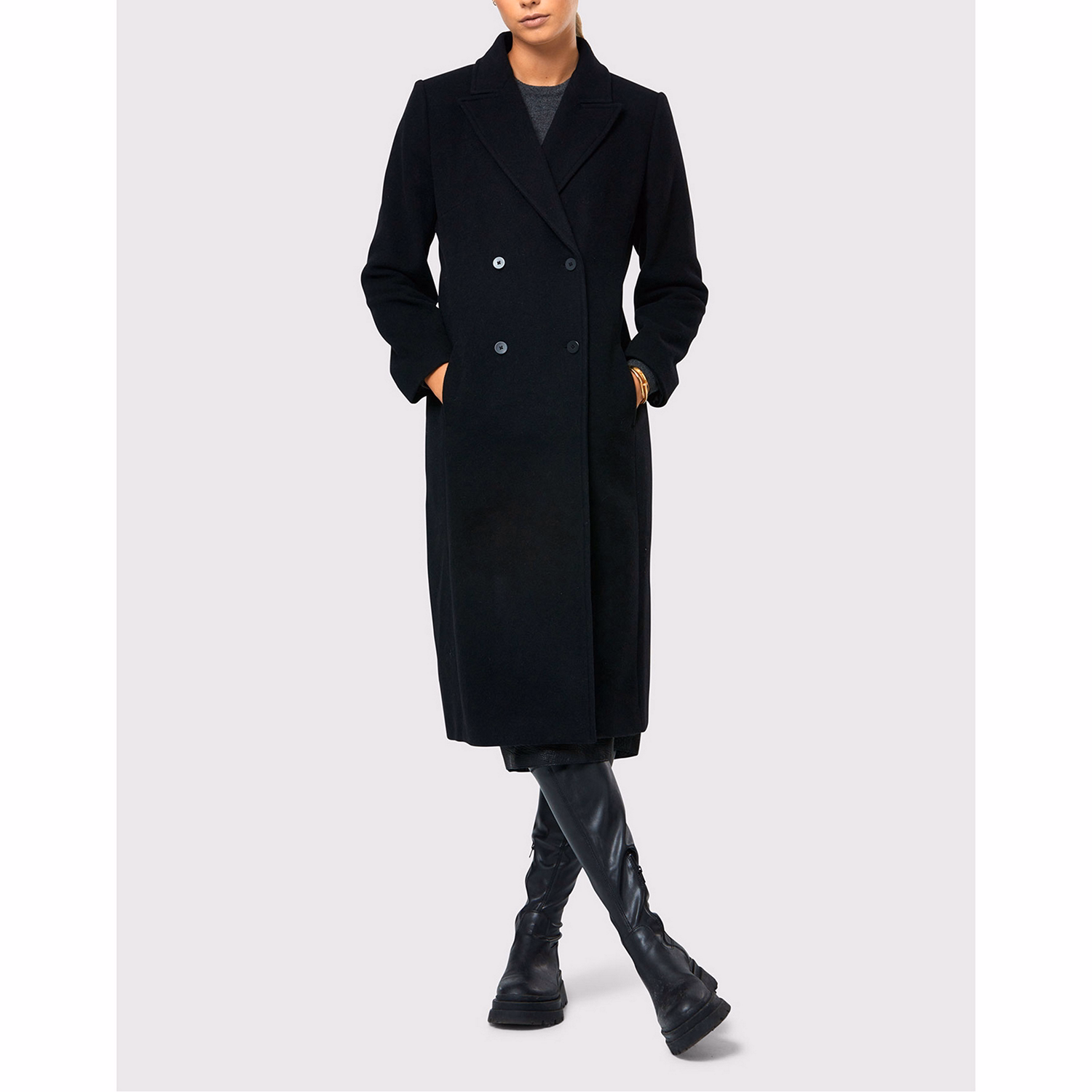 Beryl Black Coat
