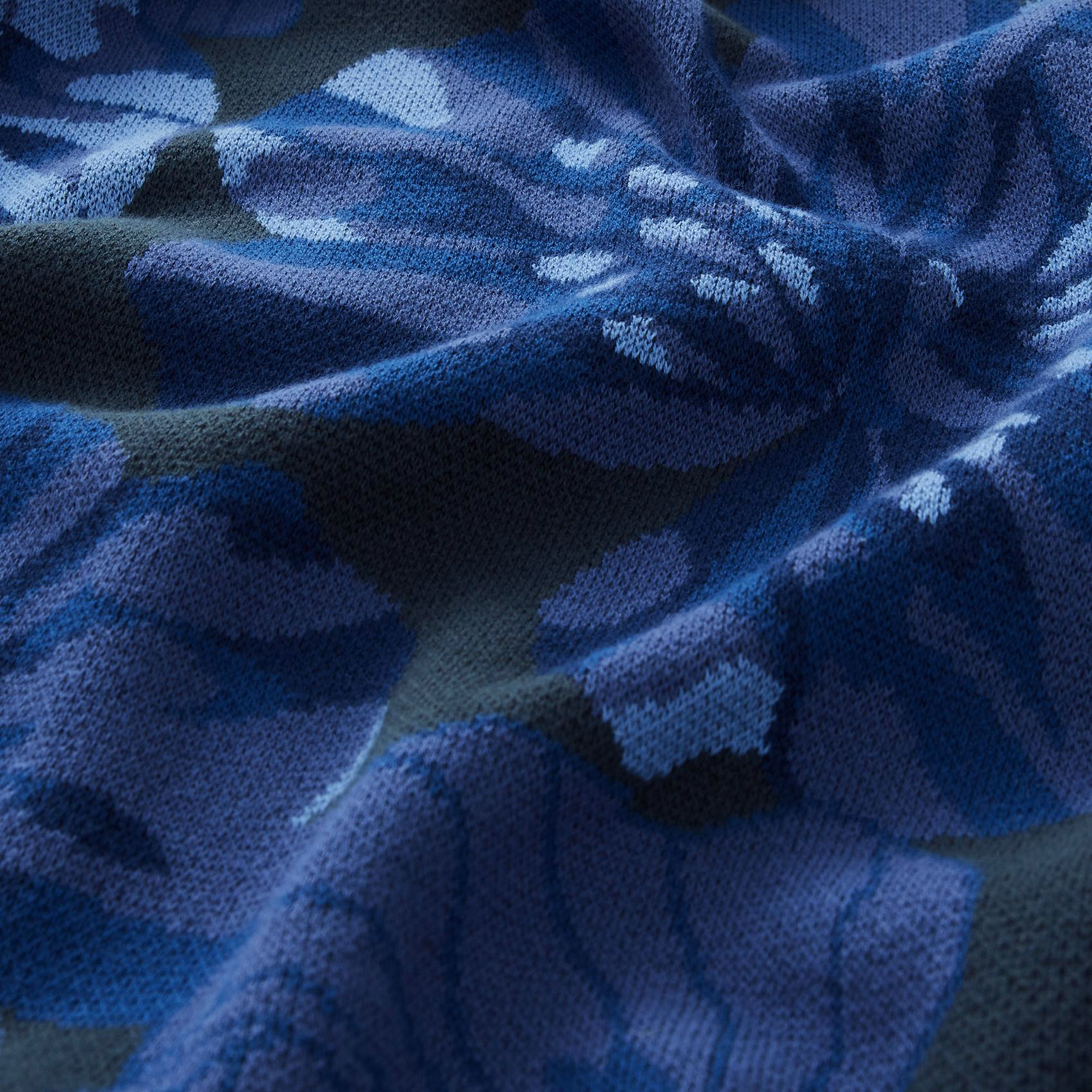 Foletti Throw Carbon