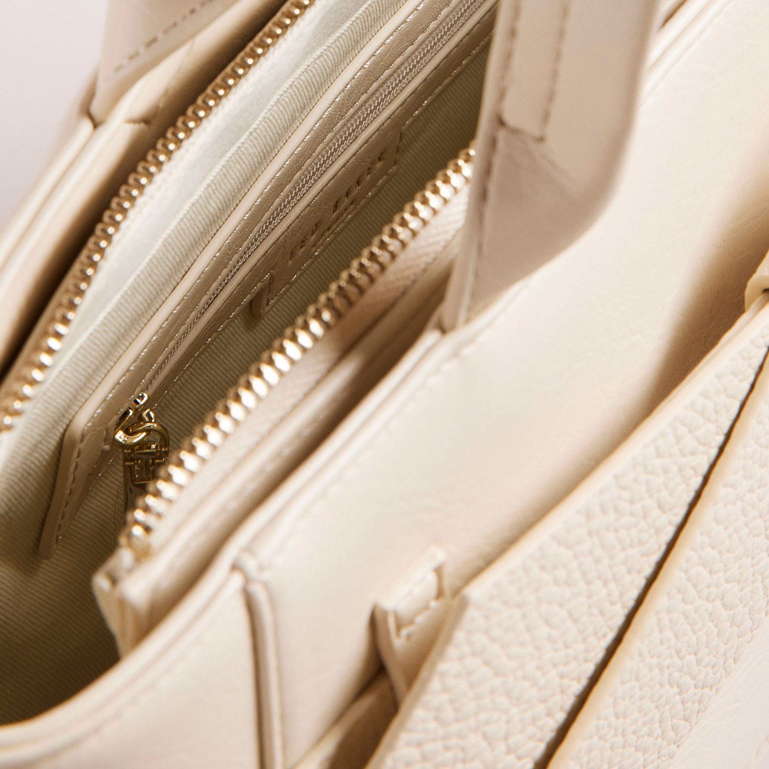 Jimsa Faux Leather Bow Crossbody Bag