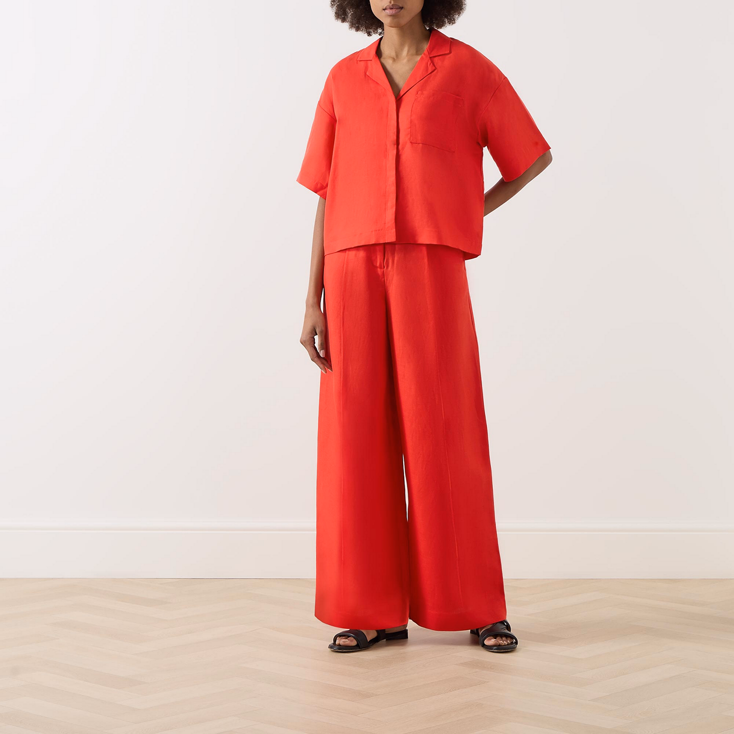 Pleated Wide-Leg Trousers