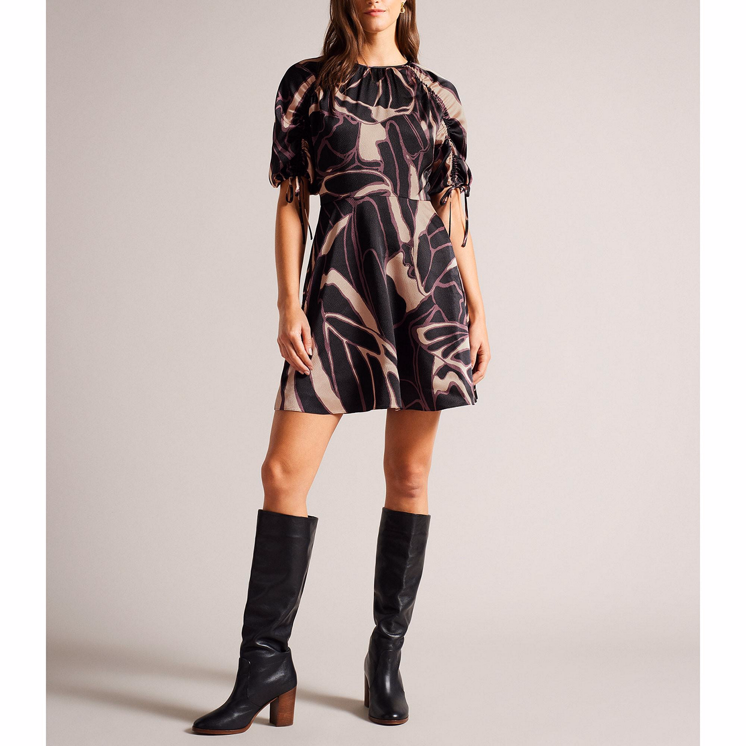 Gilliaa Printed Fit And Flare Mini Dress
