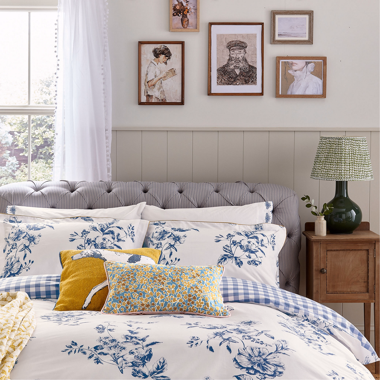 Honey Floral Duvet Set Navy