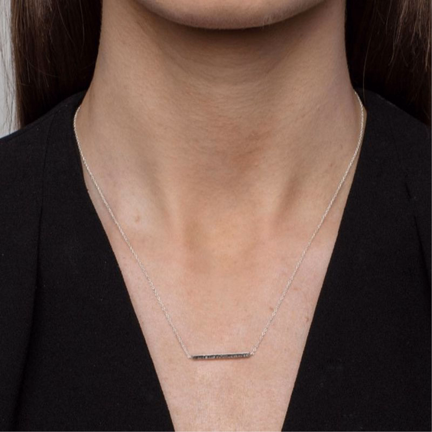 Horizon Short Bar Necklace