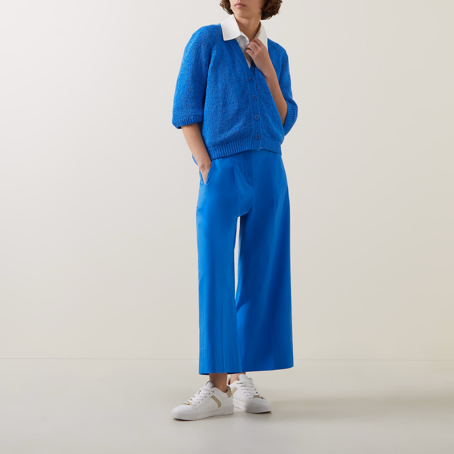 Wide-Leg Cropped Trousers