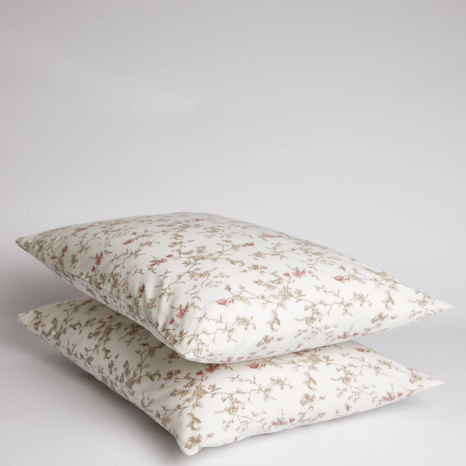 300 Thread Count Roman Floral Pillowcase Set