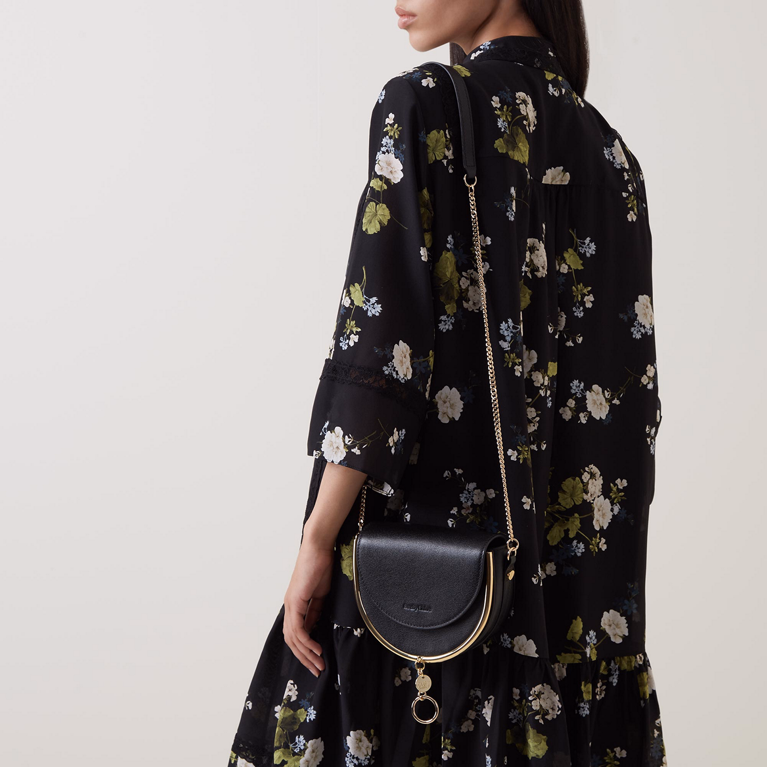 Mara Chain Crossbody Bag