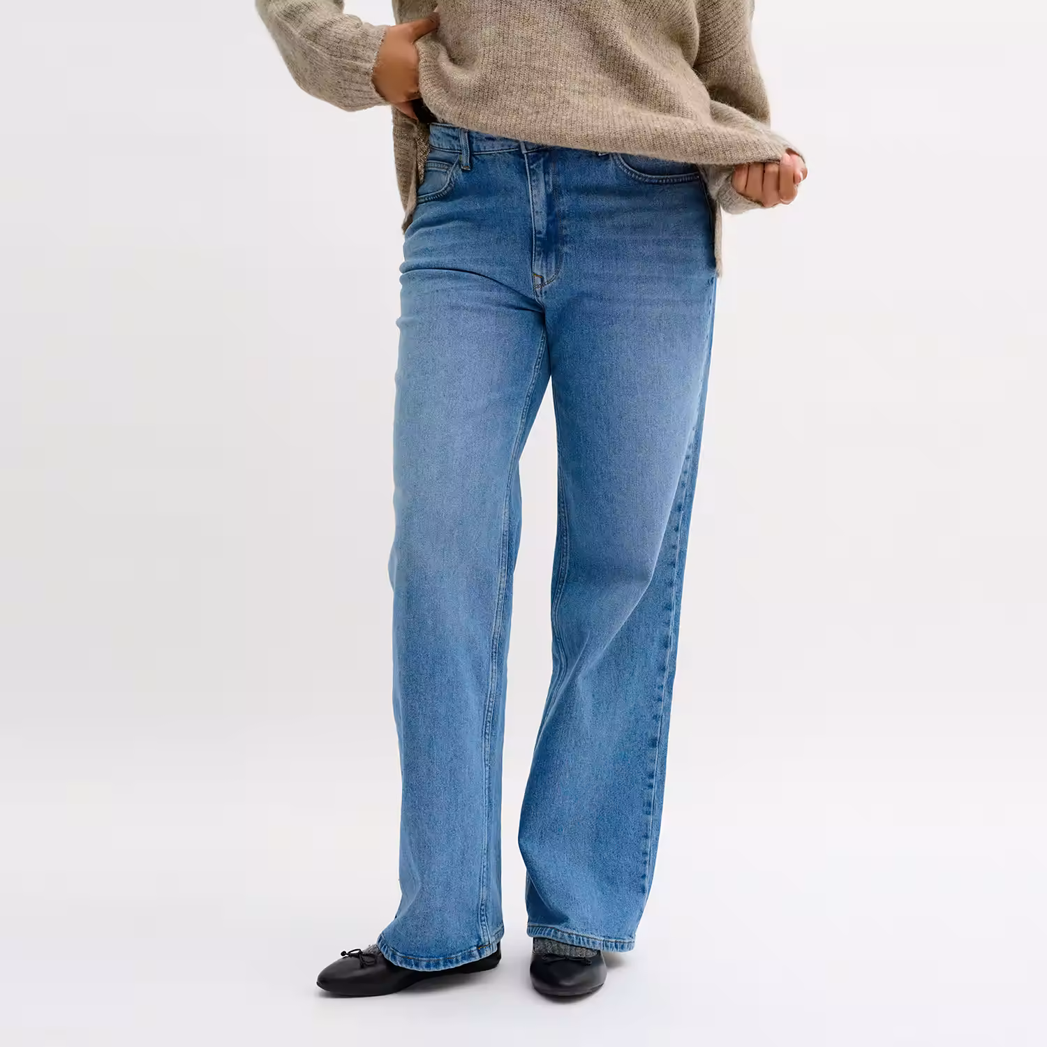 Louis High-Rise Wide Leg Jeans