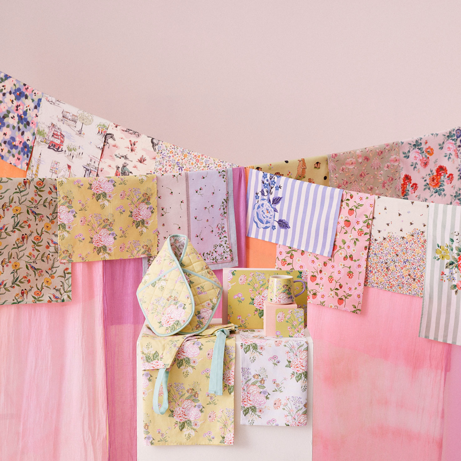 Floral Fields Double Oven Glove