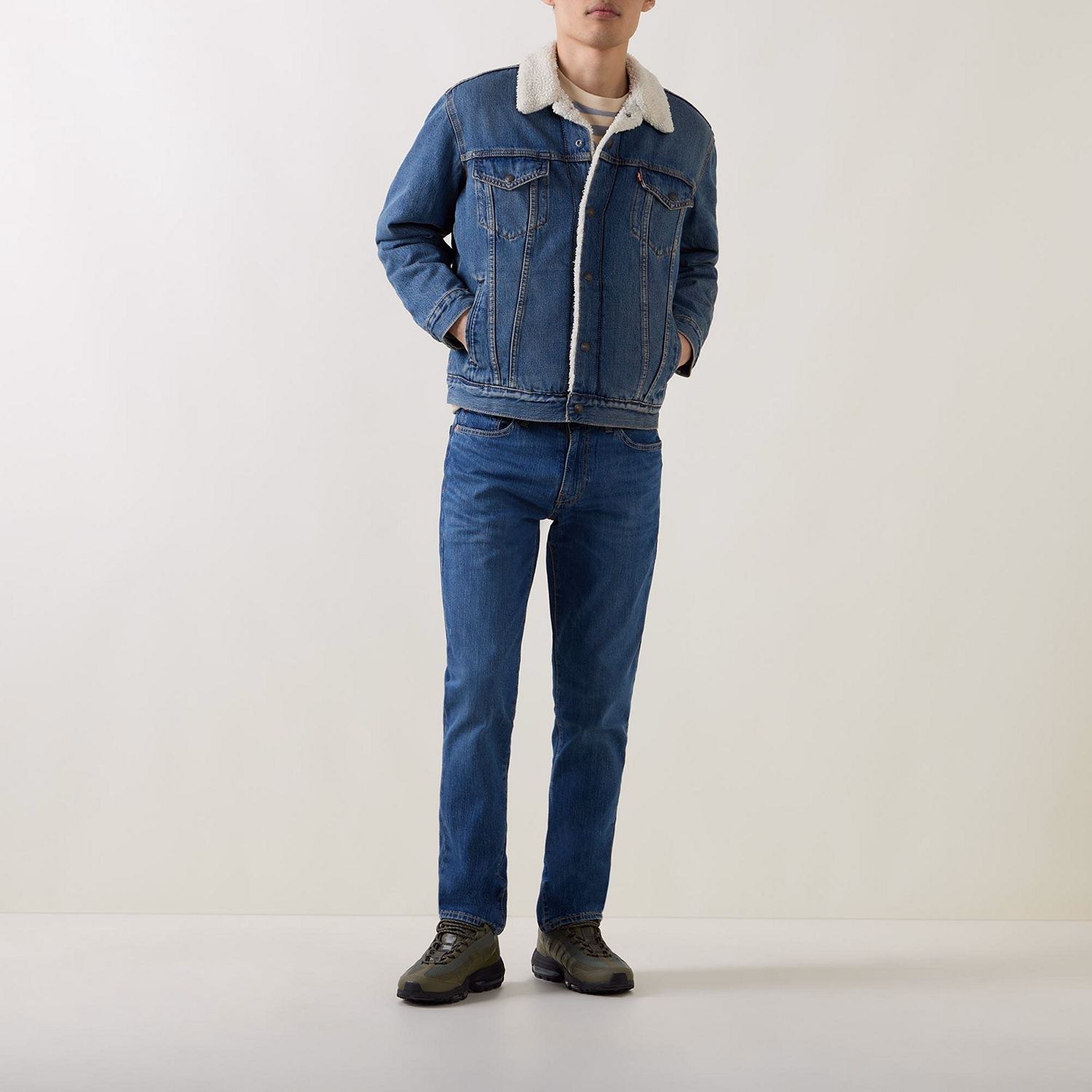 511? Mid Rise Slim Leg Jeans