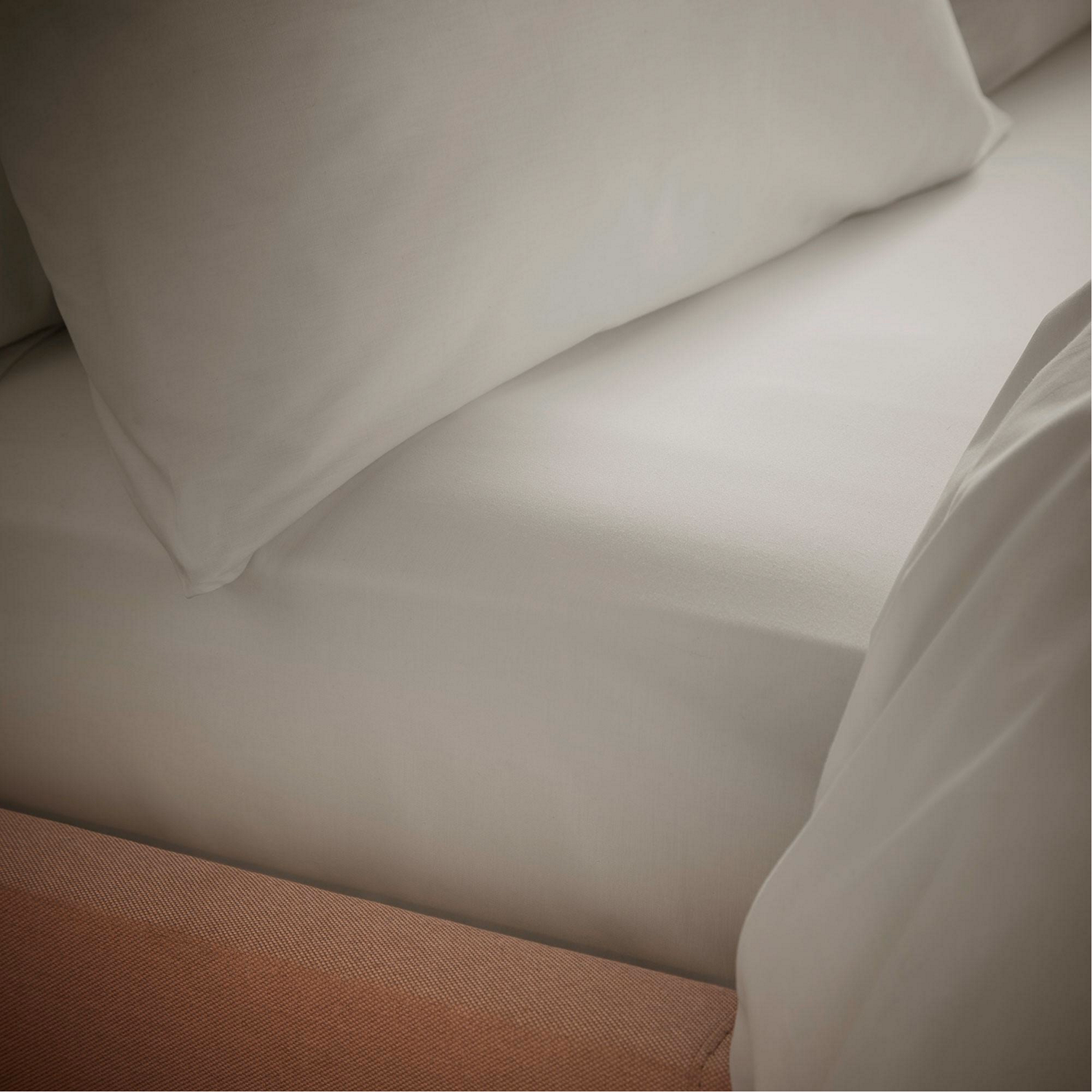 200 Thread Count Cooling Tencel Fitted Sheet Natural
