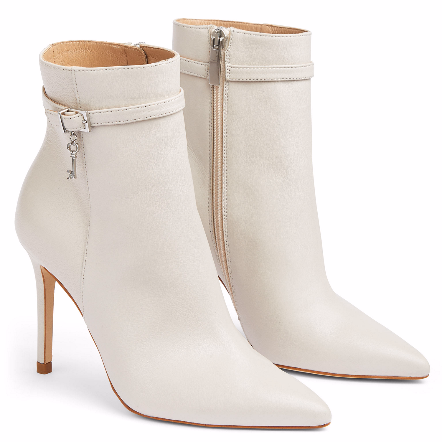 Clover Key Trim Leather Ankle Boots