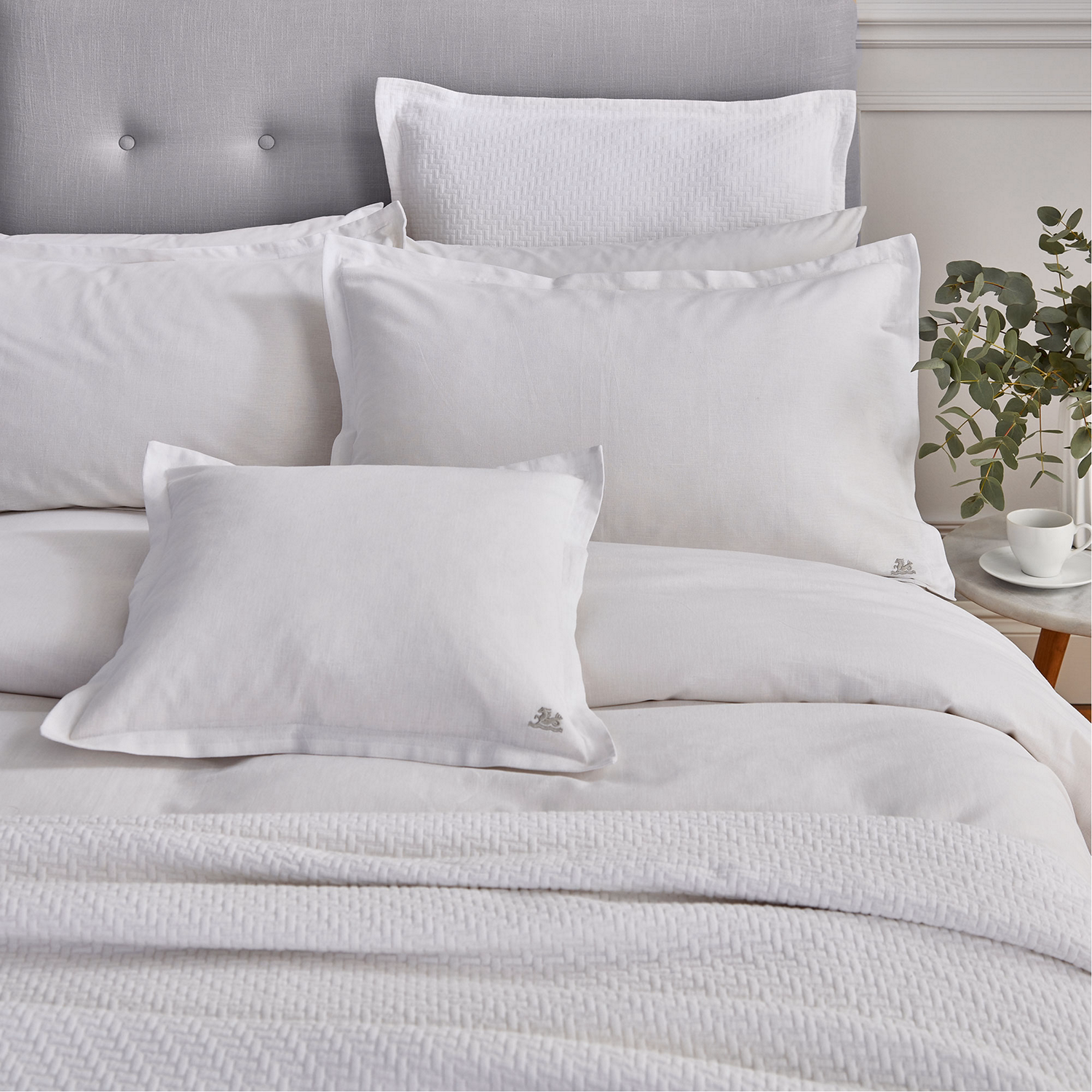 Fine Linens Muro Duvet Cover White