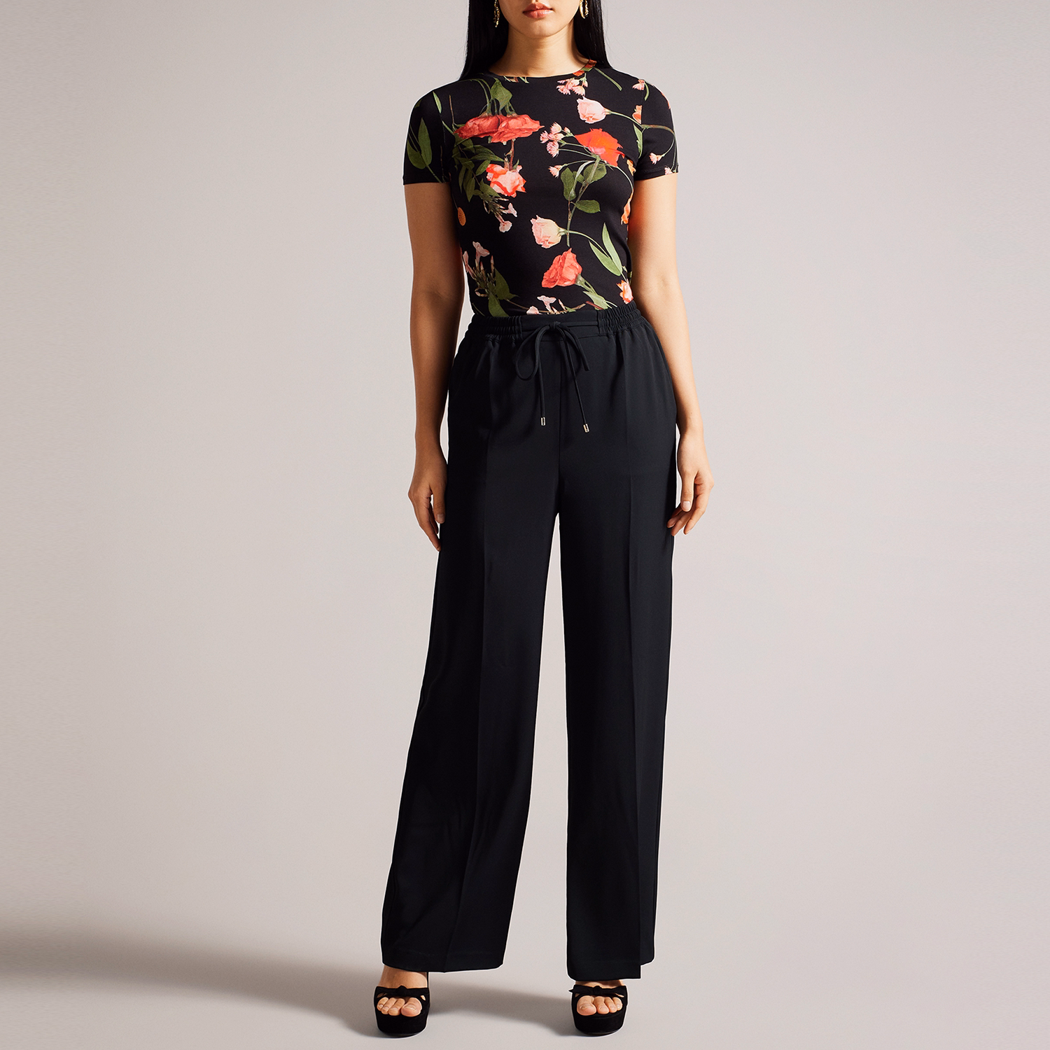 Liliaah Wide Leg Jogger