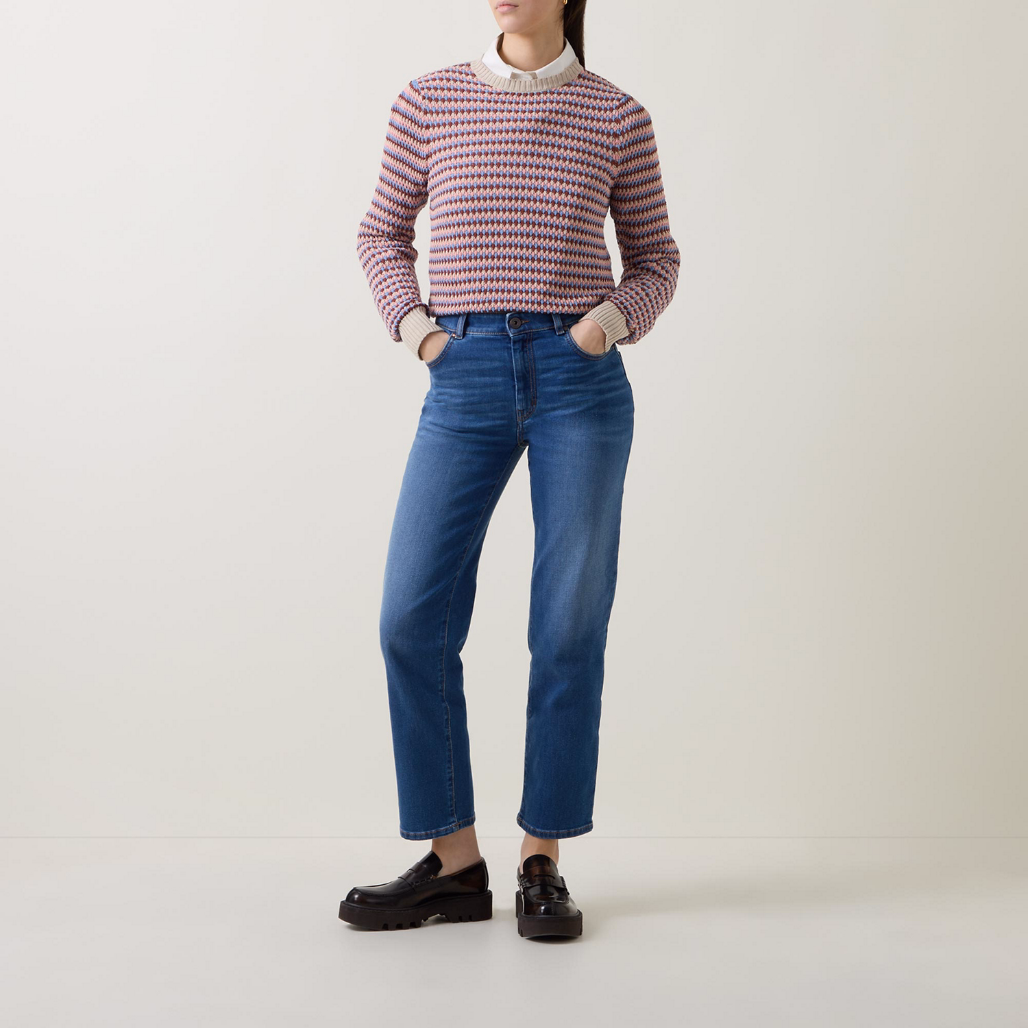Ortisei Mid-Rise Straight Leg Cropped Jeans