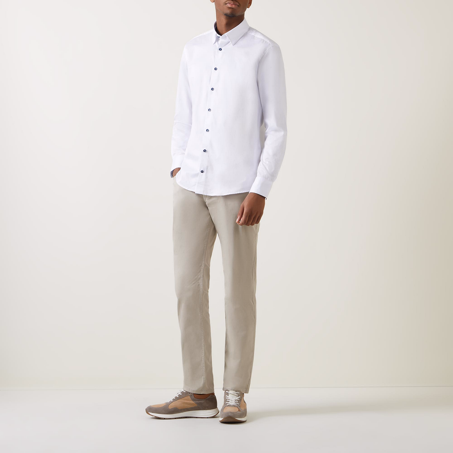 Solid Trim Single-Cuff Casual Shirt