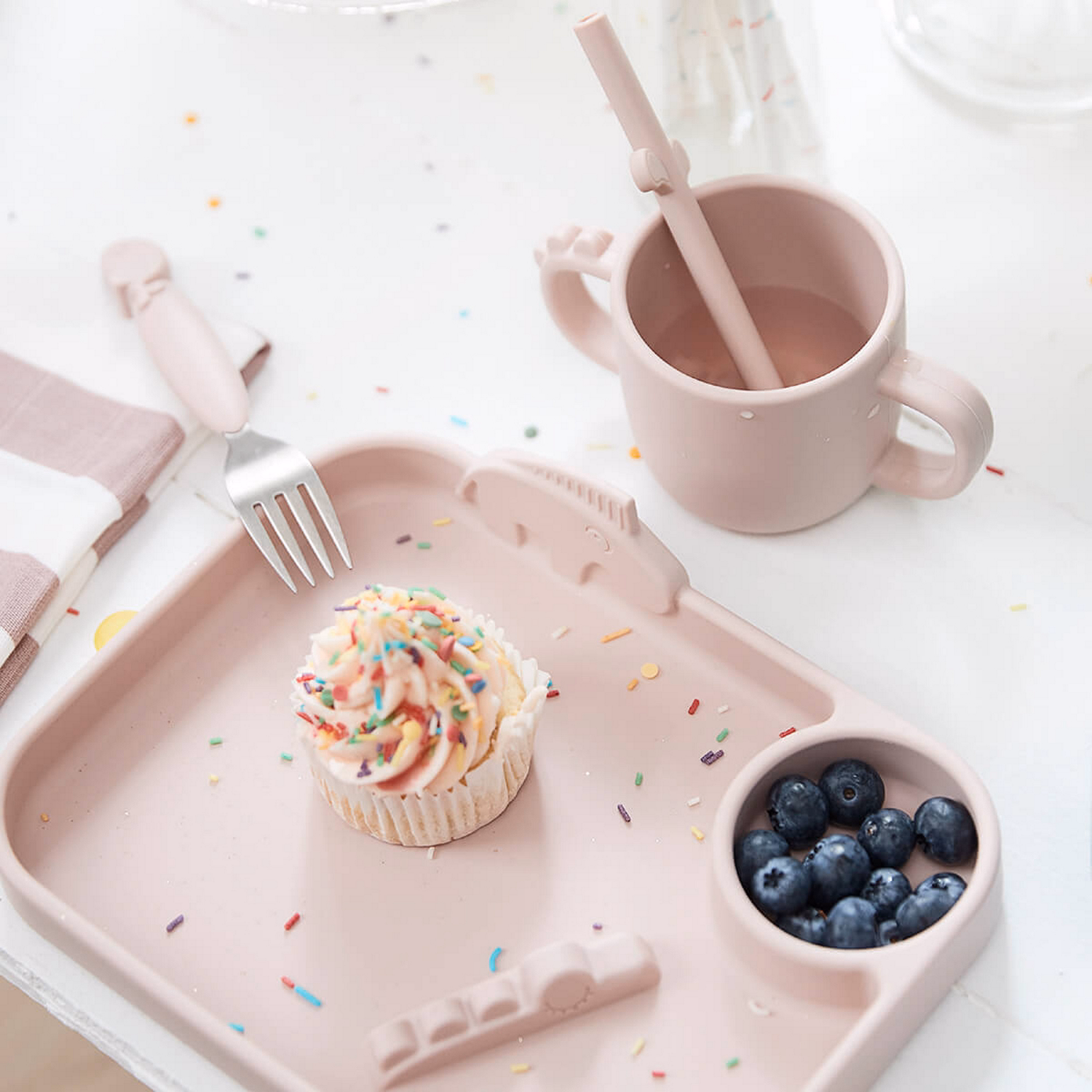 Peekaboo Silicone Straw Set