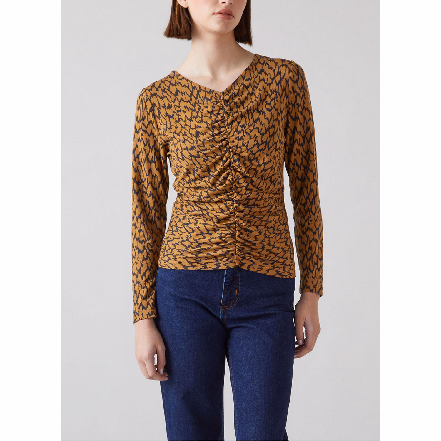 Hoppen Cheetah Print Top