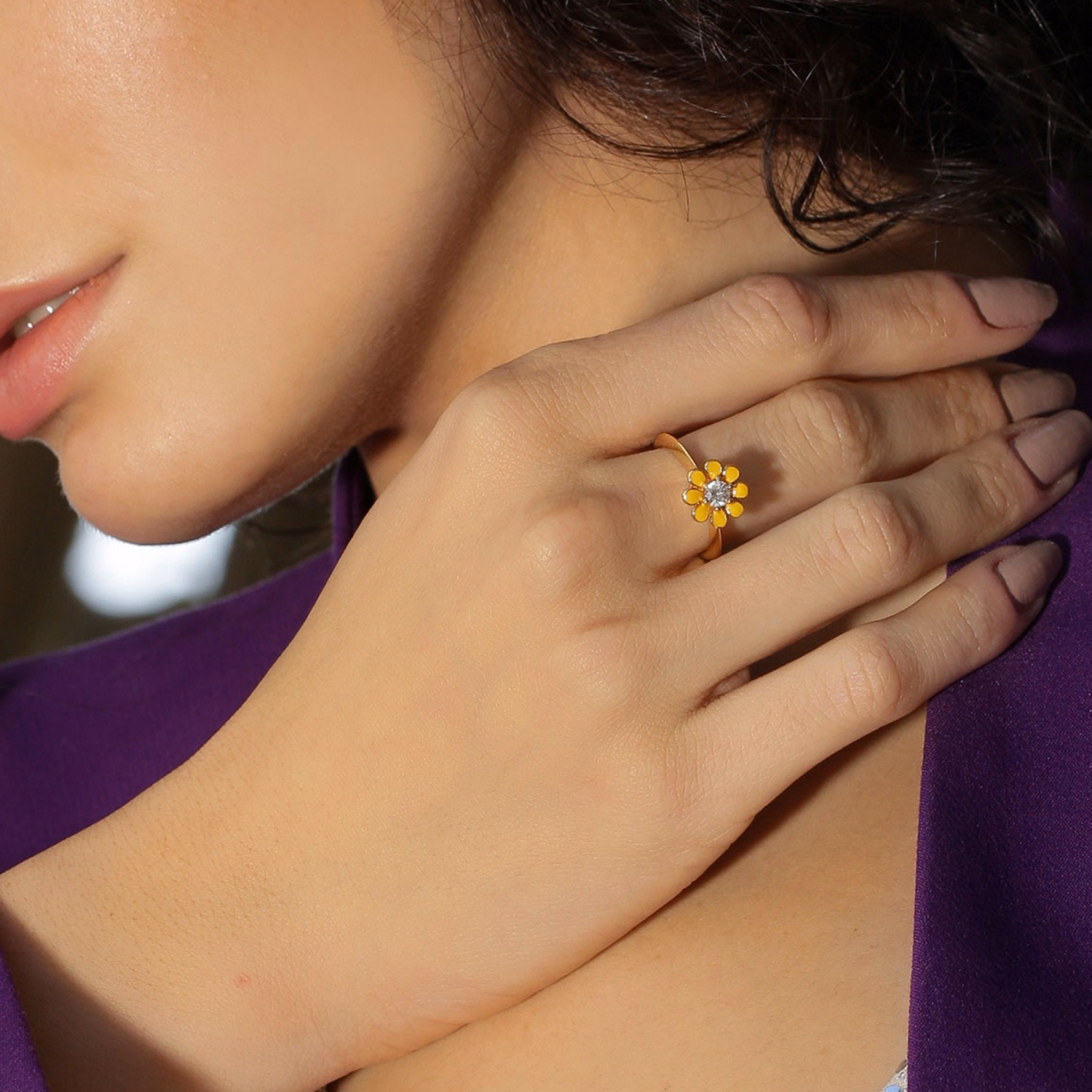 Yellow Flower Revolving Ring