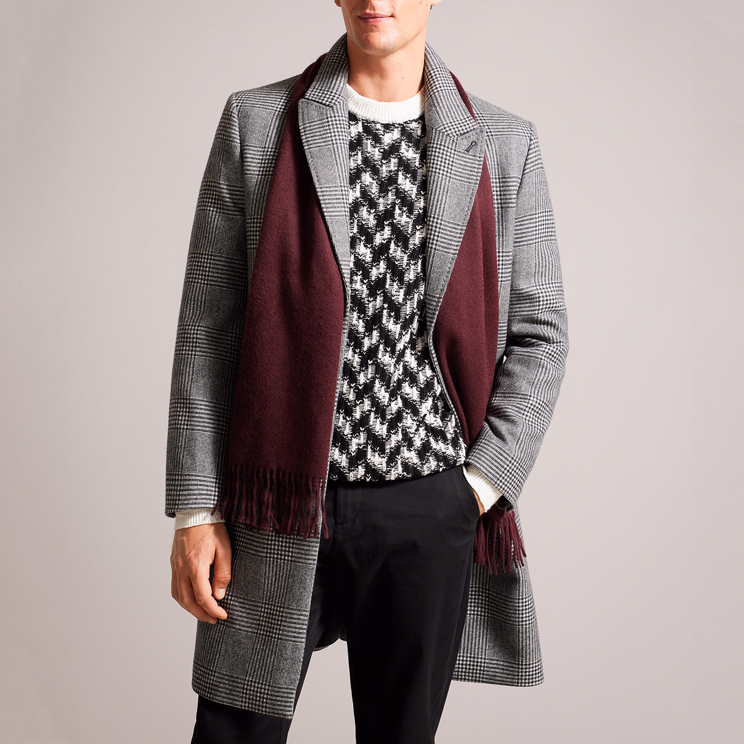 Stevenn Fringed Scarf