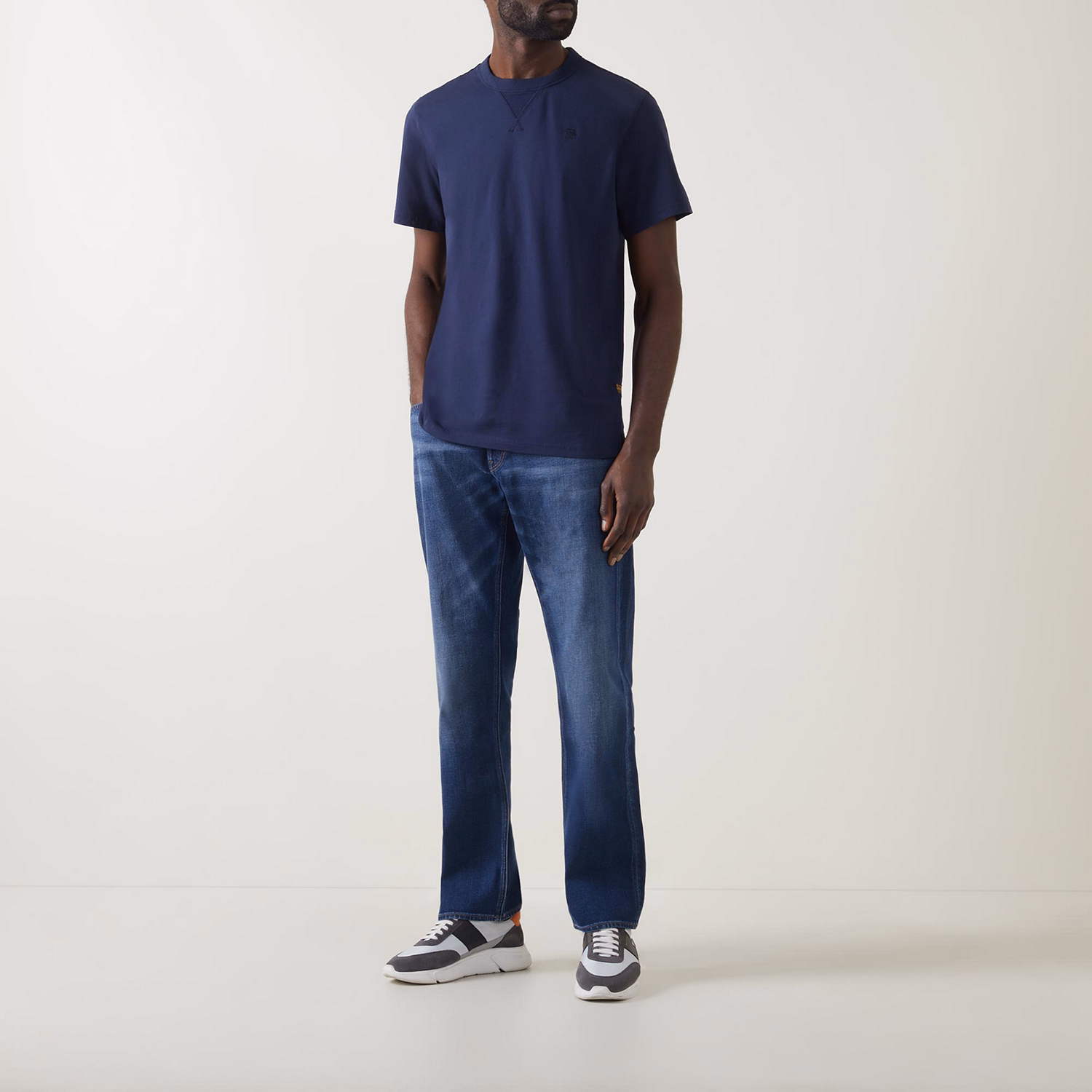 Mosa Mid-Rise Straight Leg Jeans