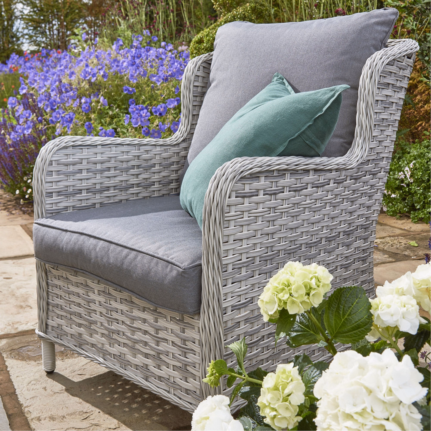 Vienna 6 Seater Set with Round Table Grey