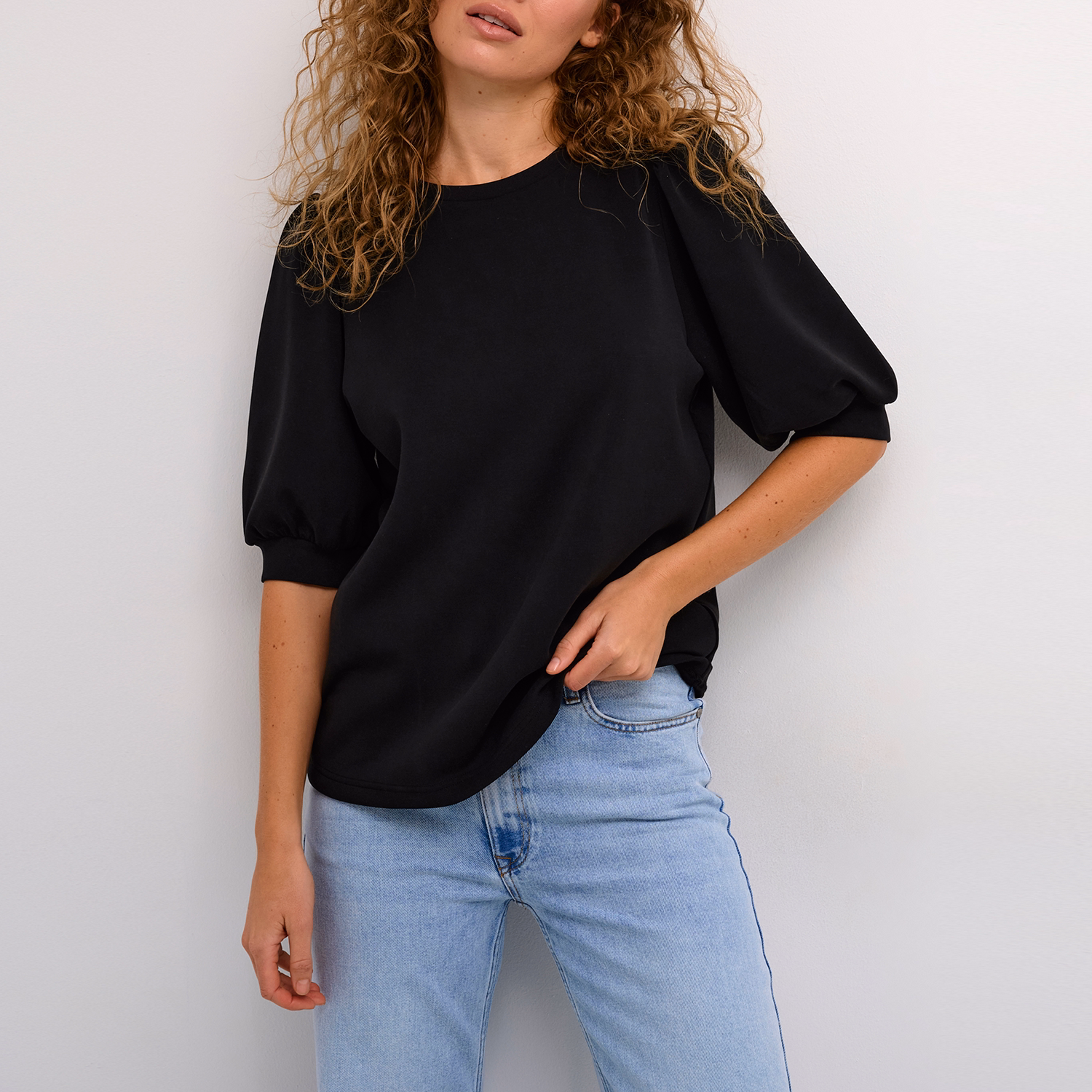 El Puff-Sleeve Top