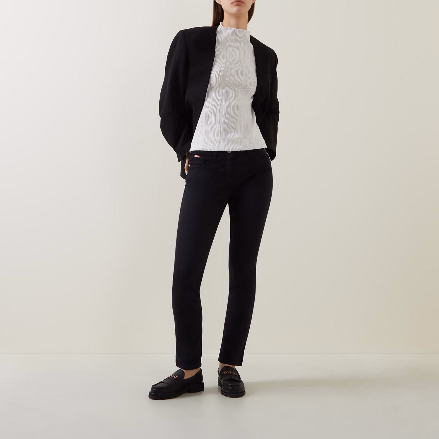 Solid Slim-Leg Jeans