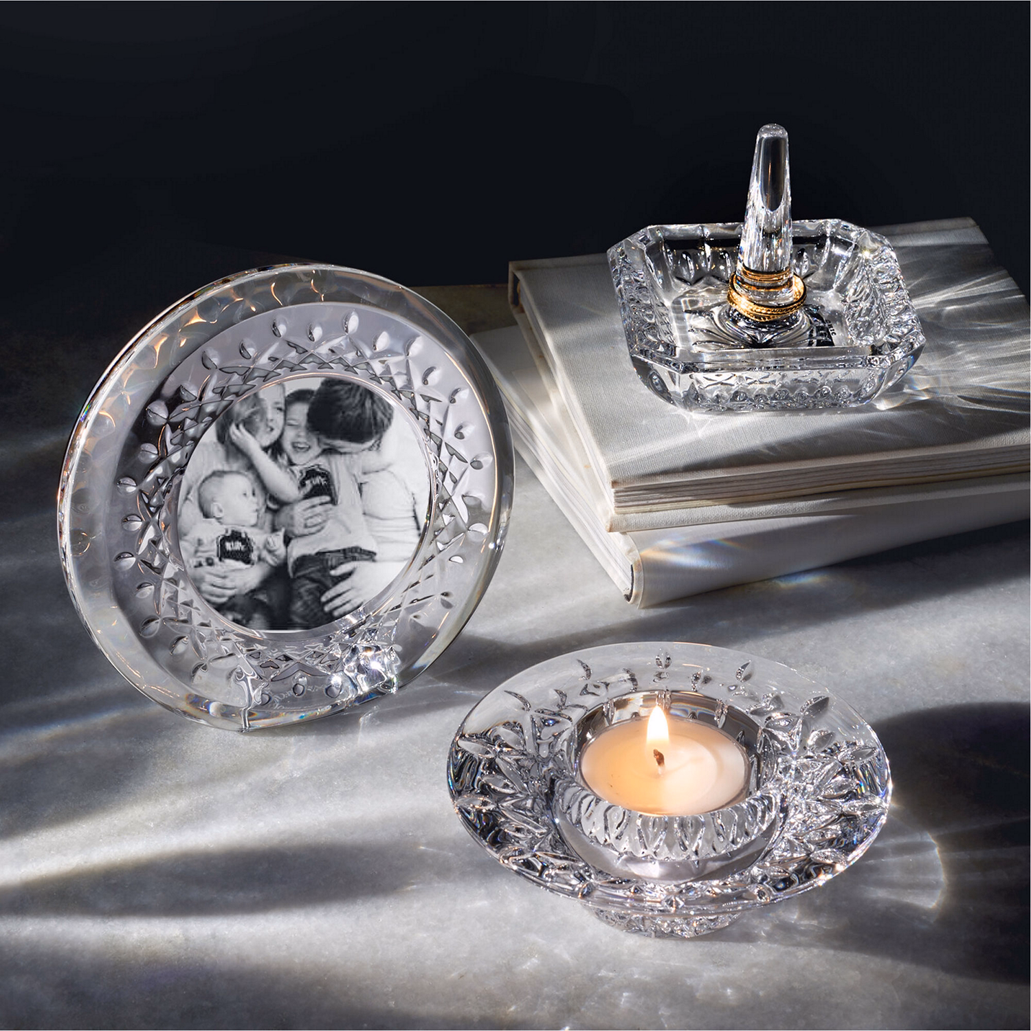 Giftology Lismore Square Ringholder