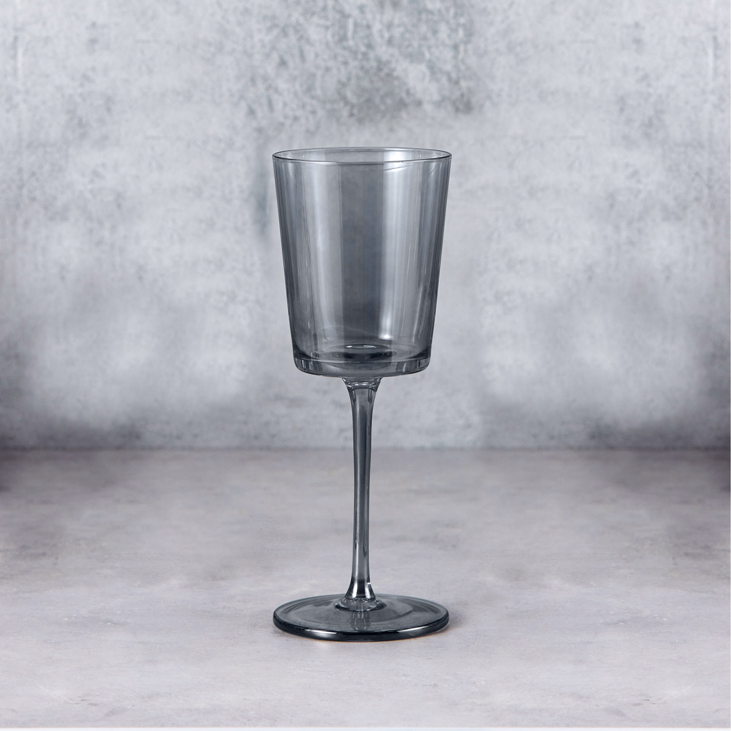 Four Piece Wine Glass Set Grey