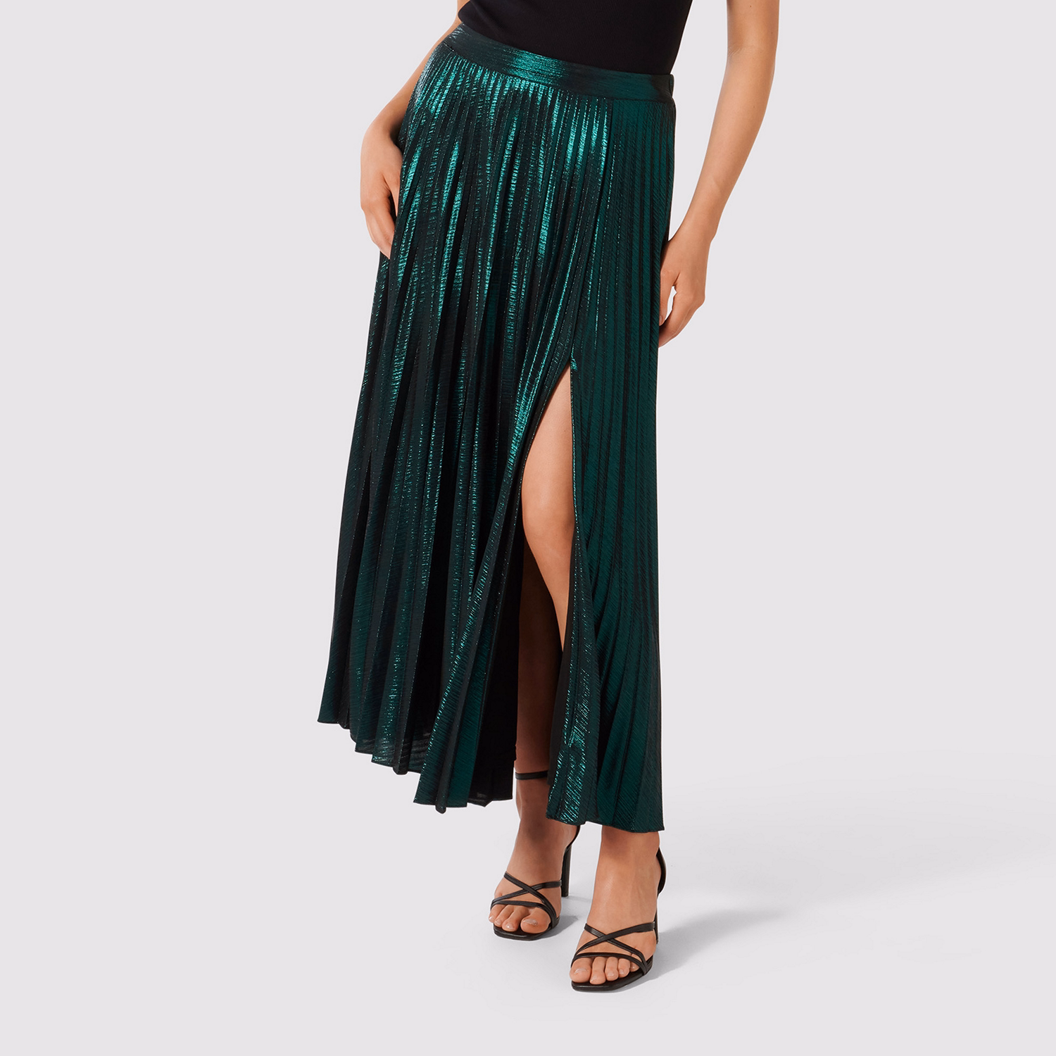 Rylee Metallic Pleated Skirt