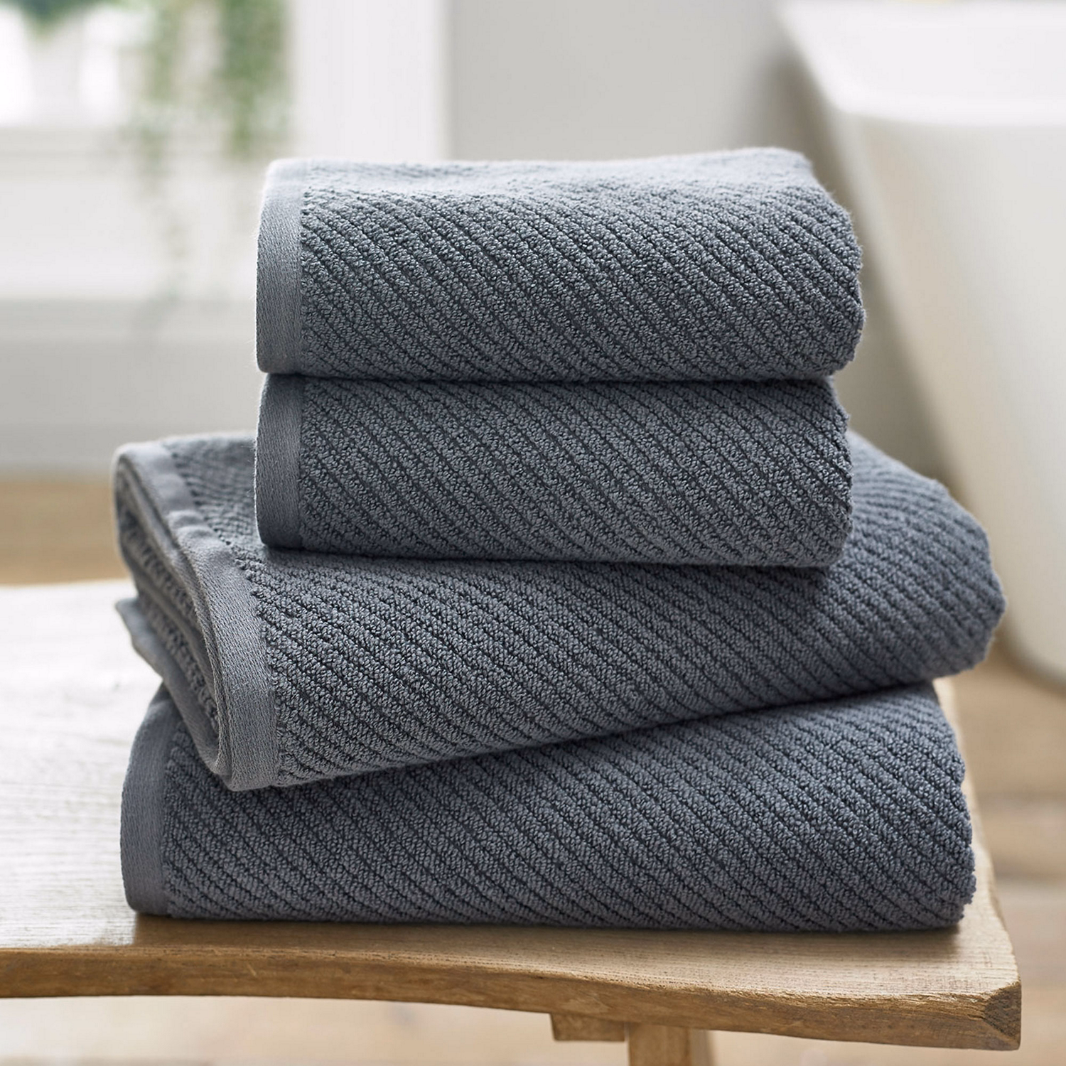 Bliss Essence Towel Carbon