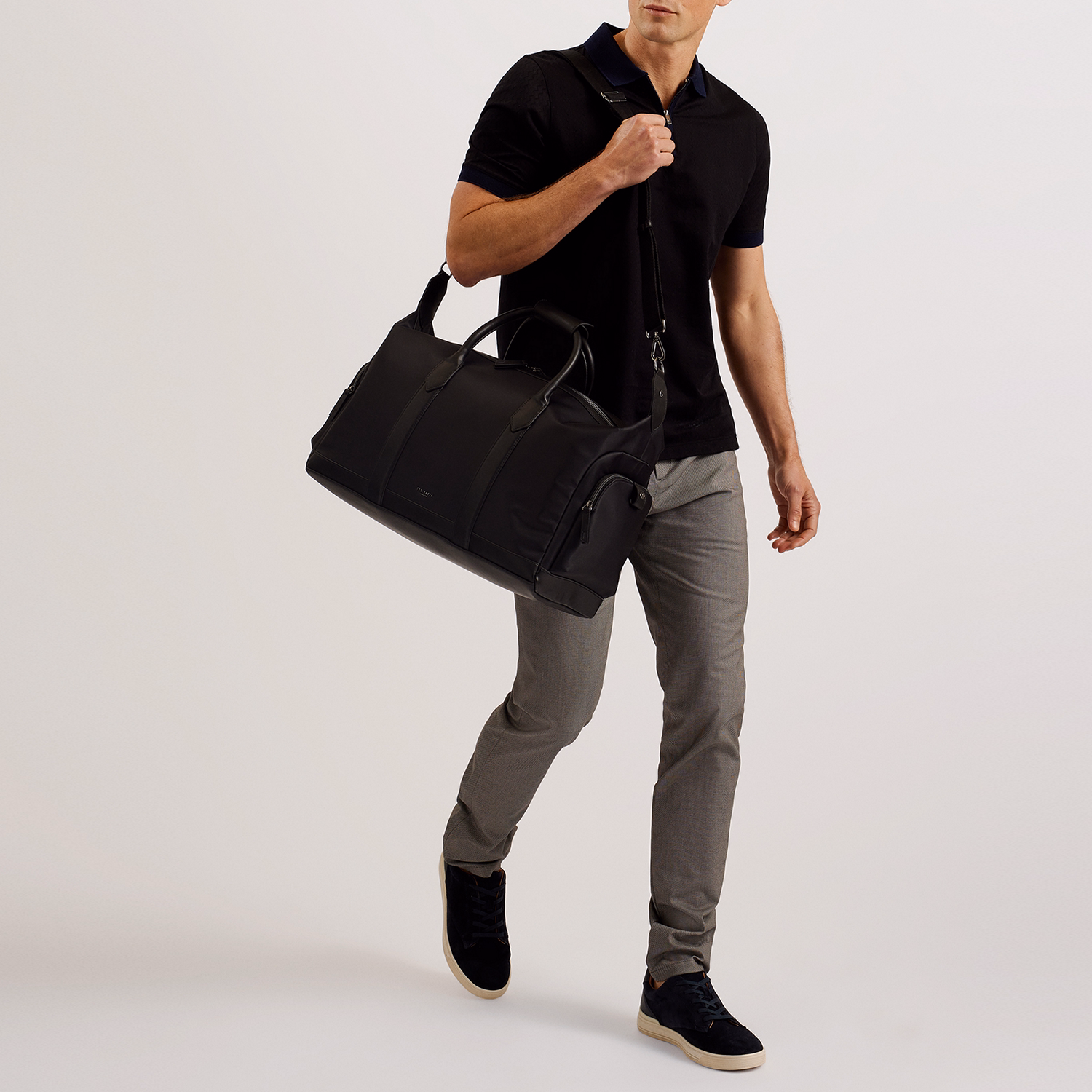 Hedley Sleek Holdall
