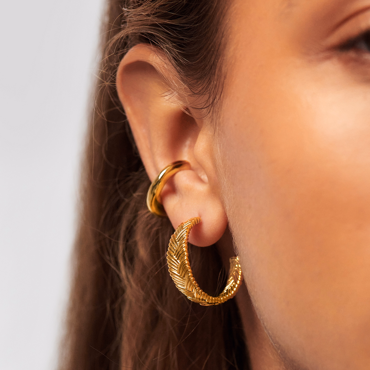 Medium Braid Hoop Earrings