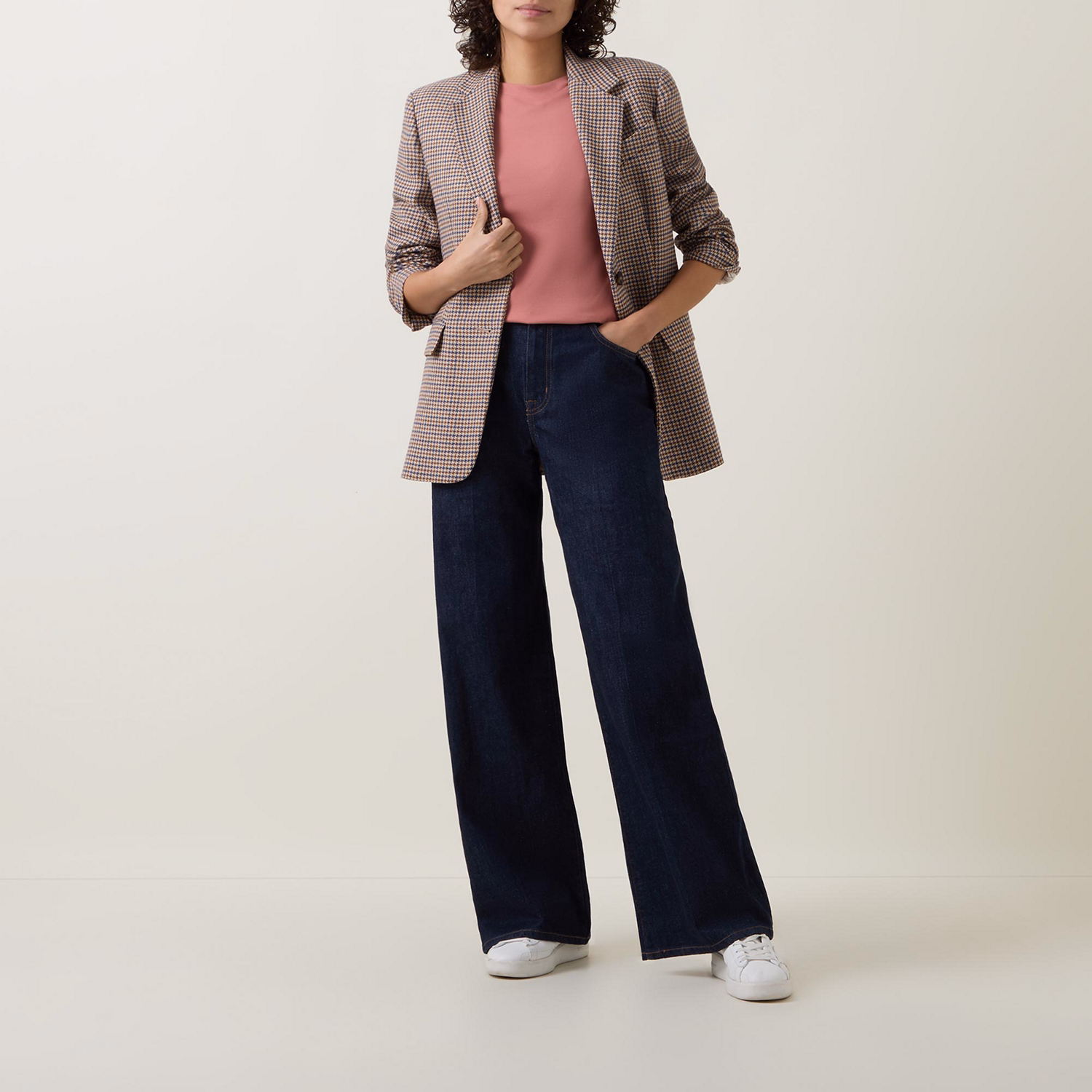 High-Rise Wide Leg Jeans