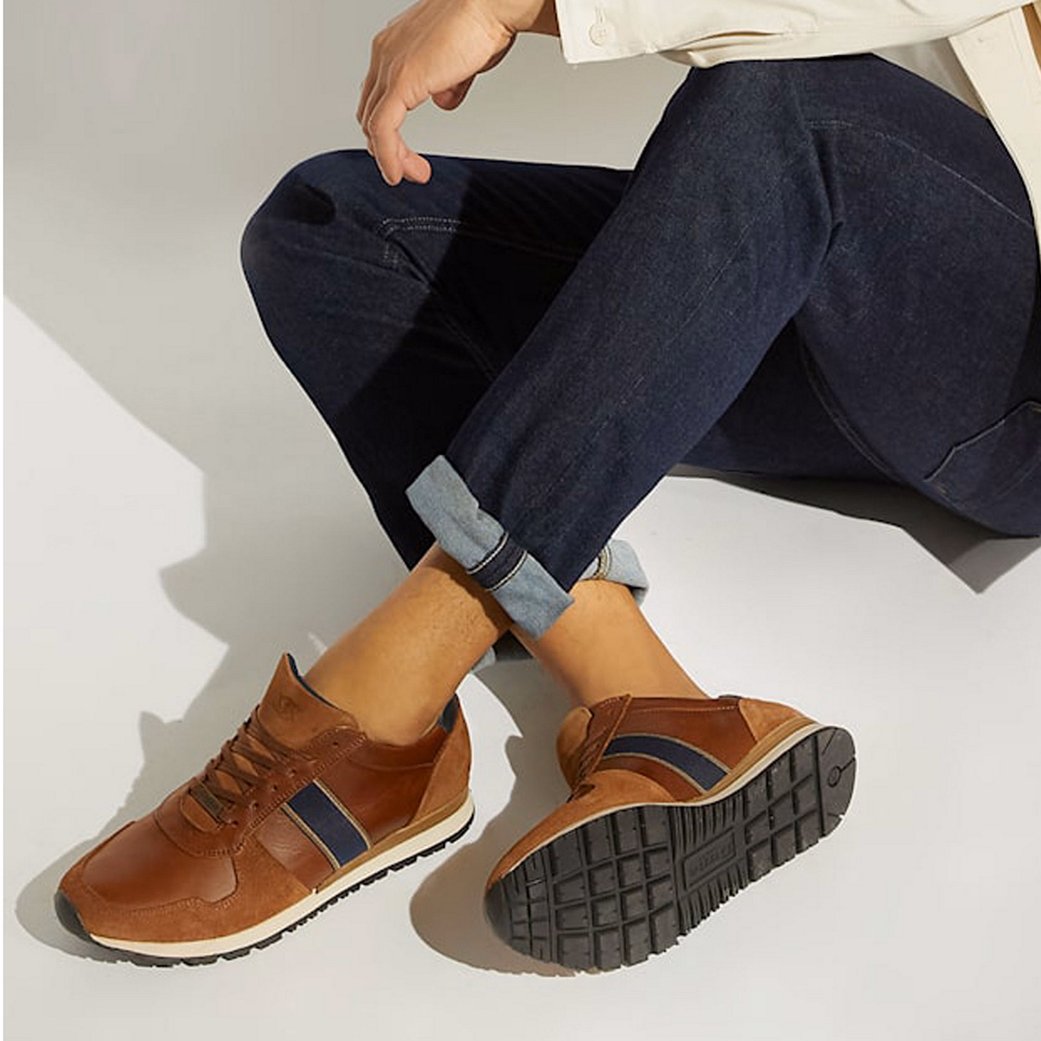 Treck Stripe-Detail Trainers