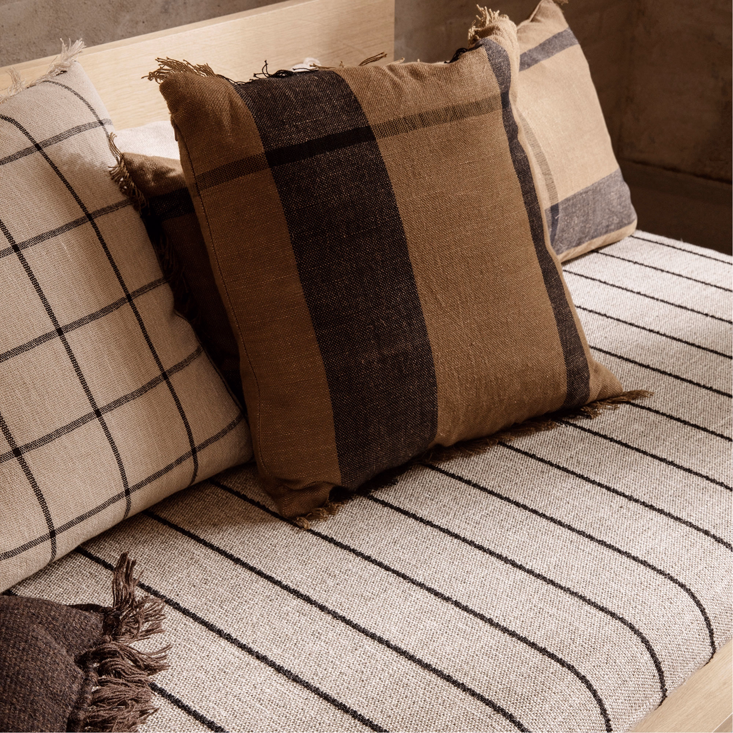 Dry Cushion - Sugar Kelp Black