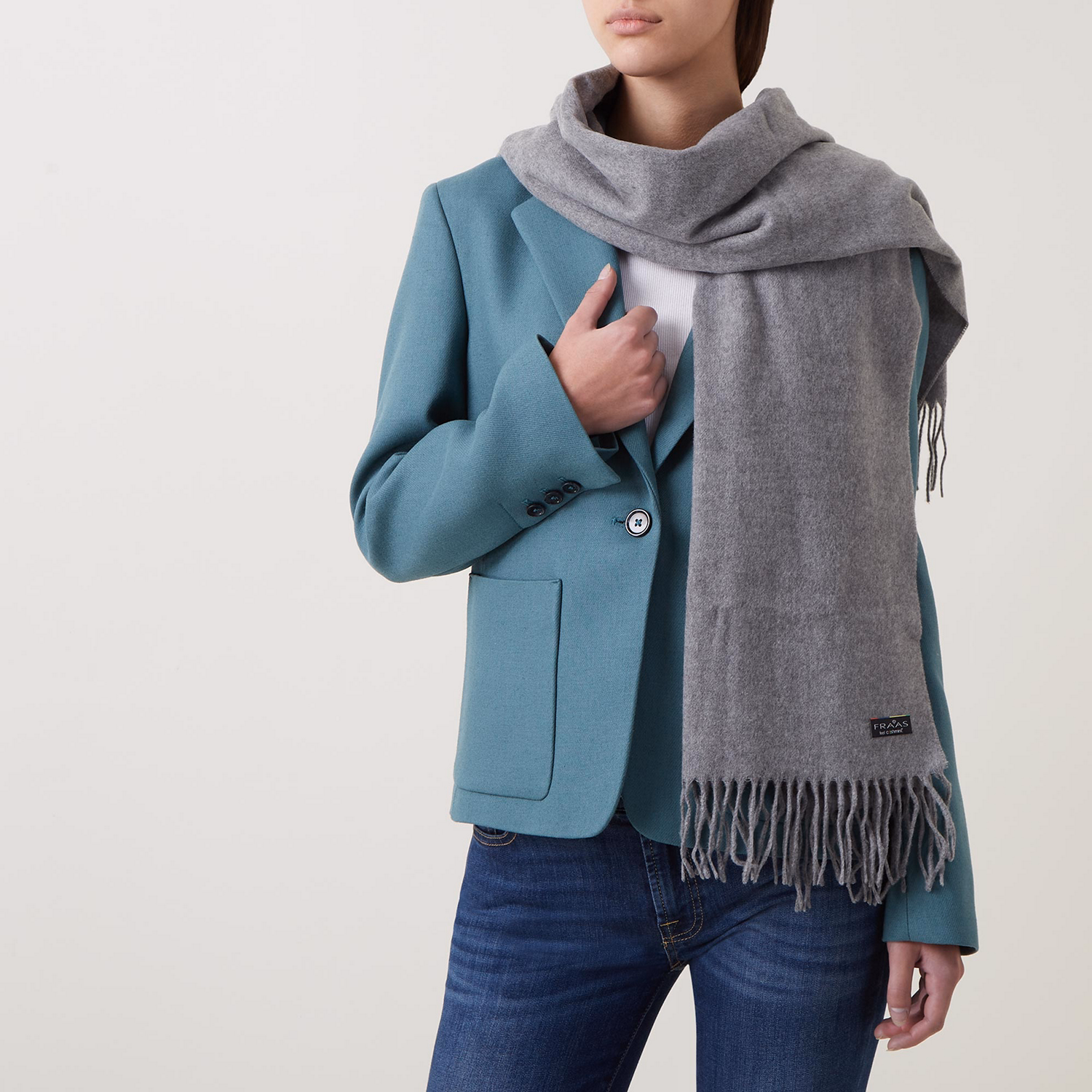 Solid Logo Tag Fringe Scarf