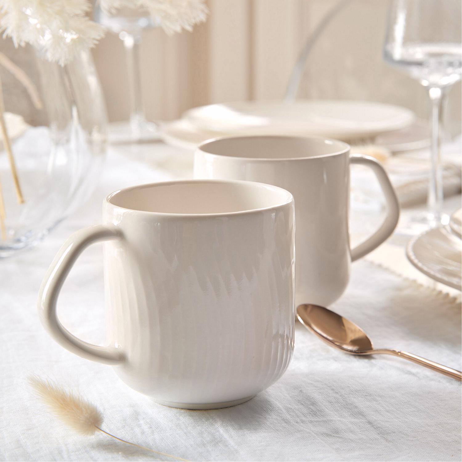 Porcelain Arc White Large Mug