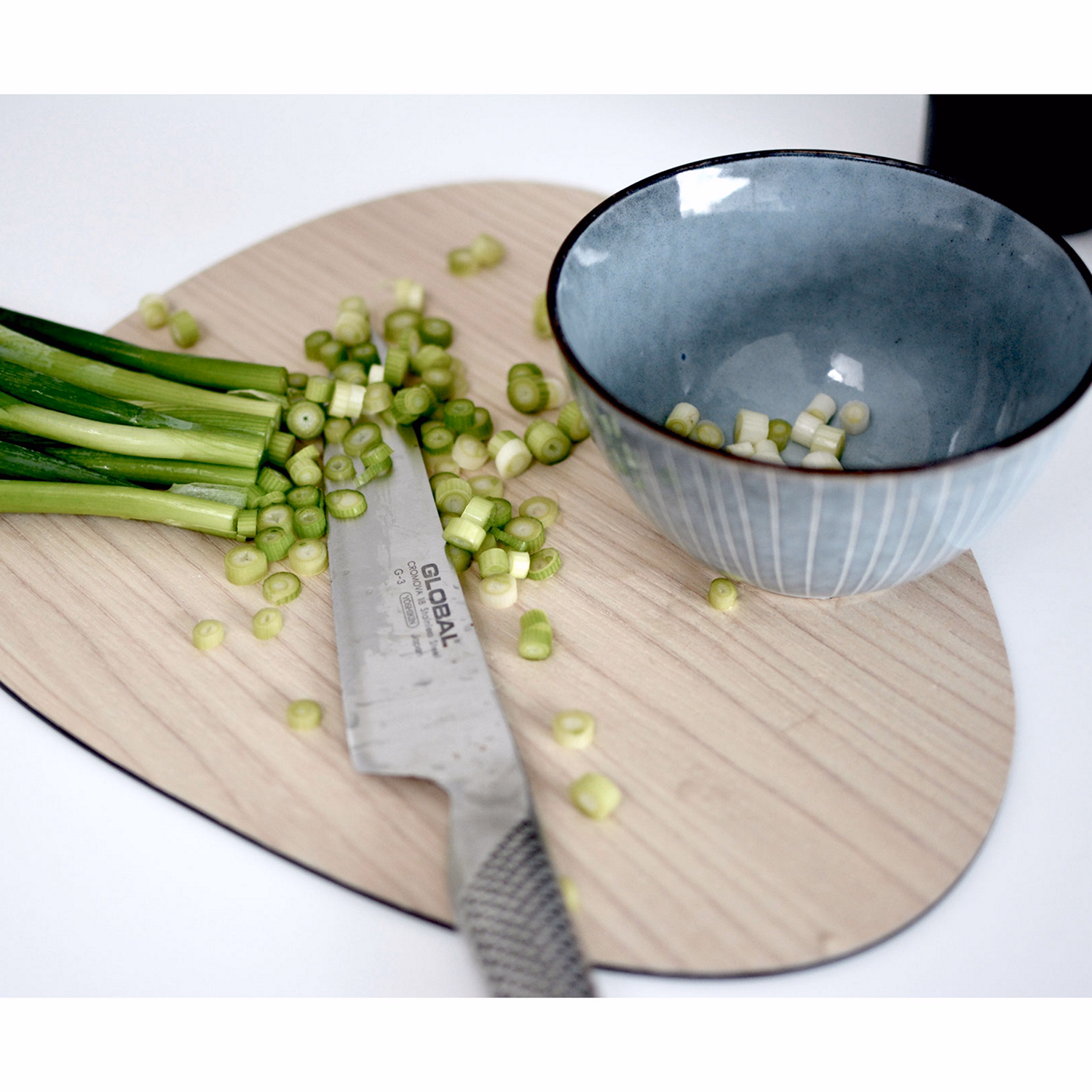 Curve Cut & Serve Board Small