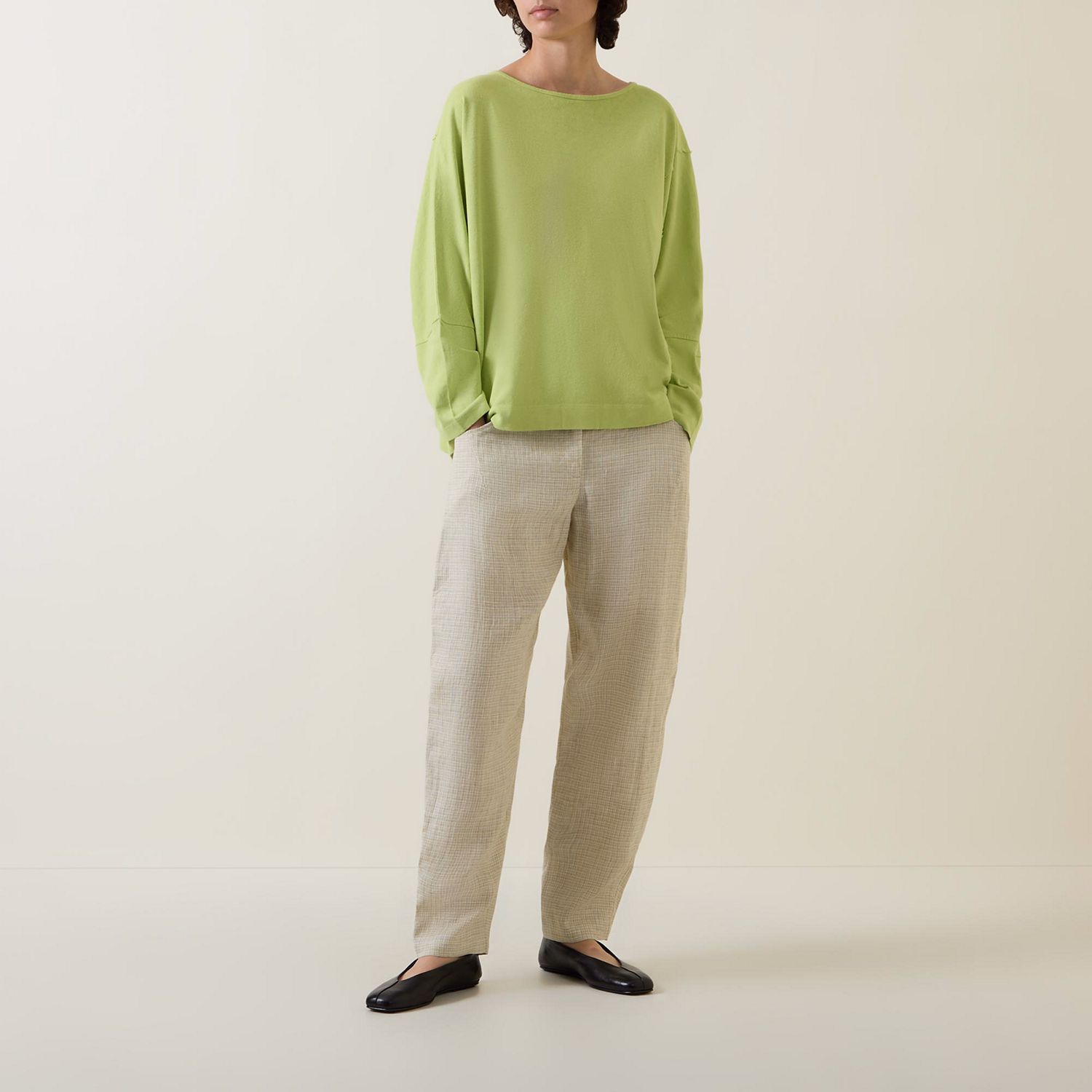 Wide-Cut Long-Sleeved Top