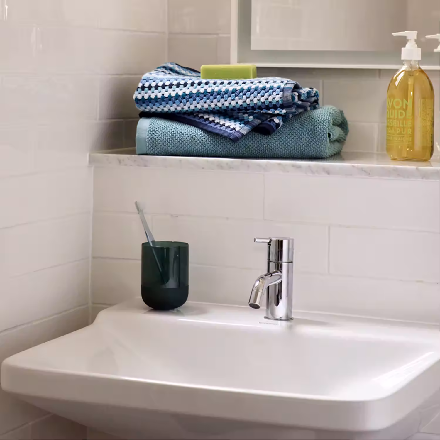 Carnaby Stripe Towel Blue Harmony