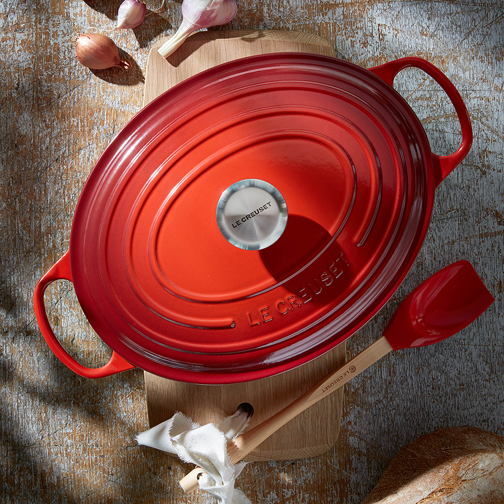 Signature Gjutjärnsgryta oval 31 cm 6,3 L Cerise