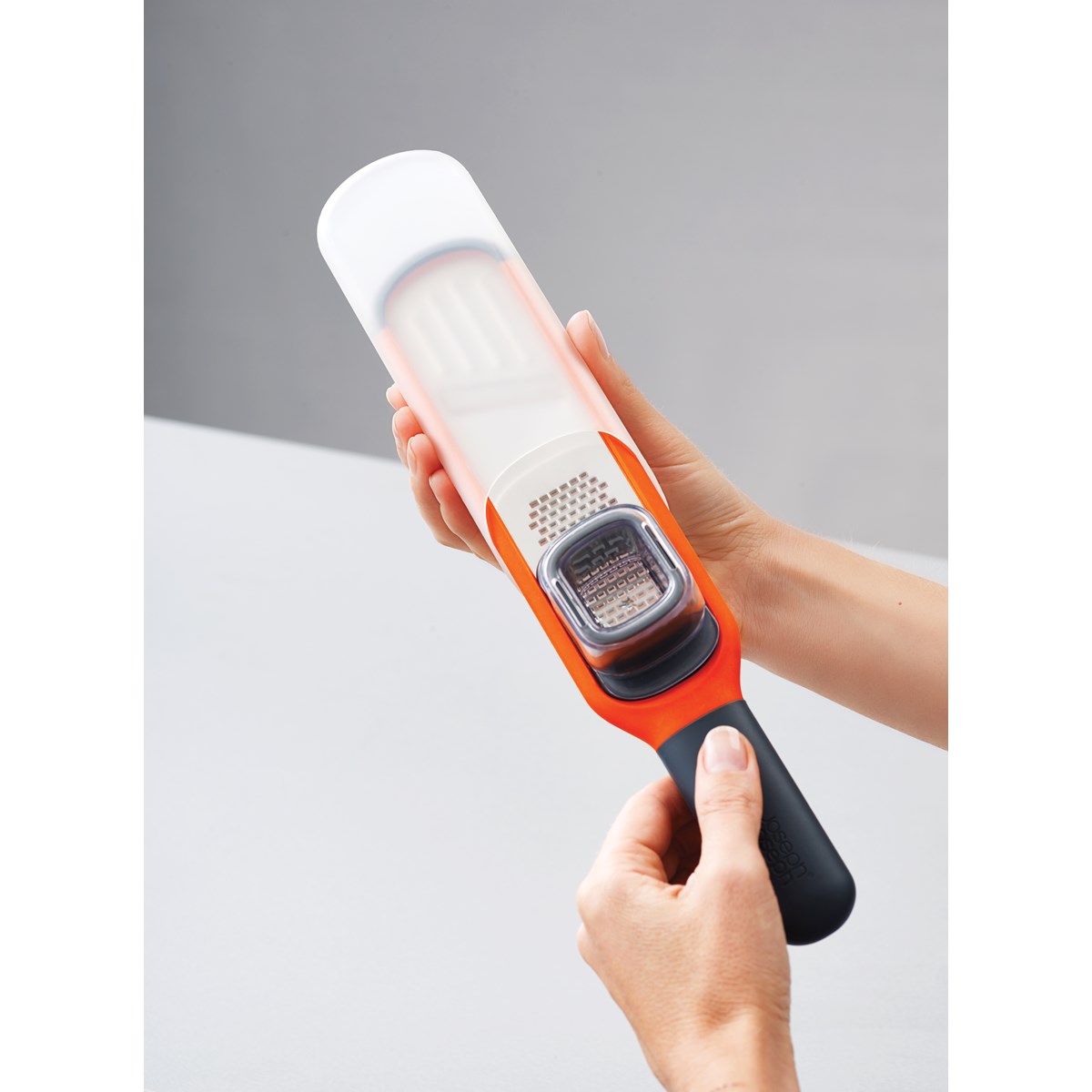 Handi-Grate 2-In-1 Mini Rivjärn/Skivare