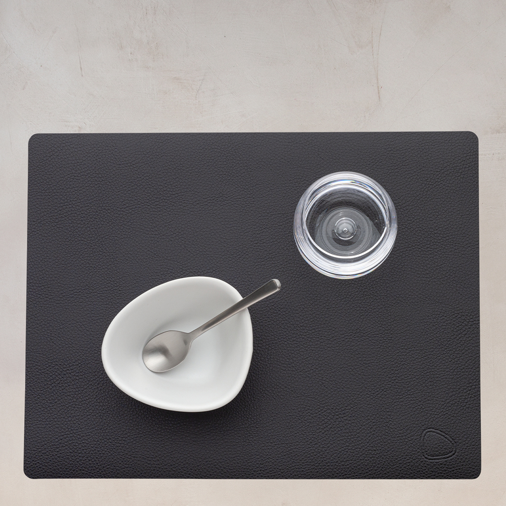 Leather Serene Rectangle Bordstablett 26x34 cm Black